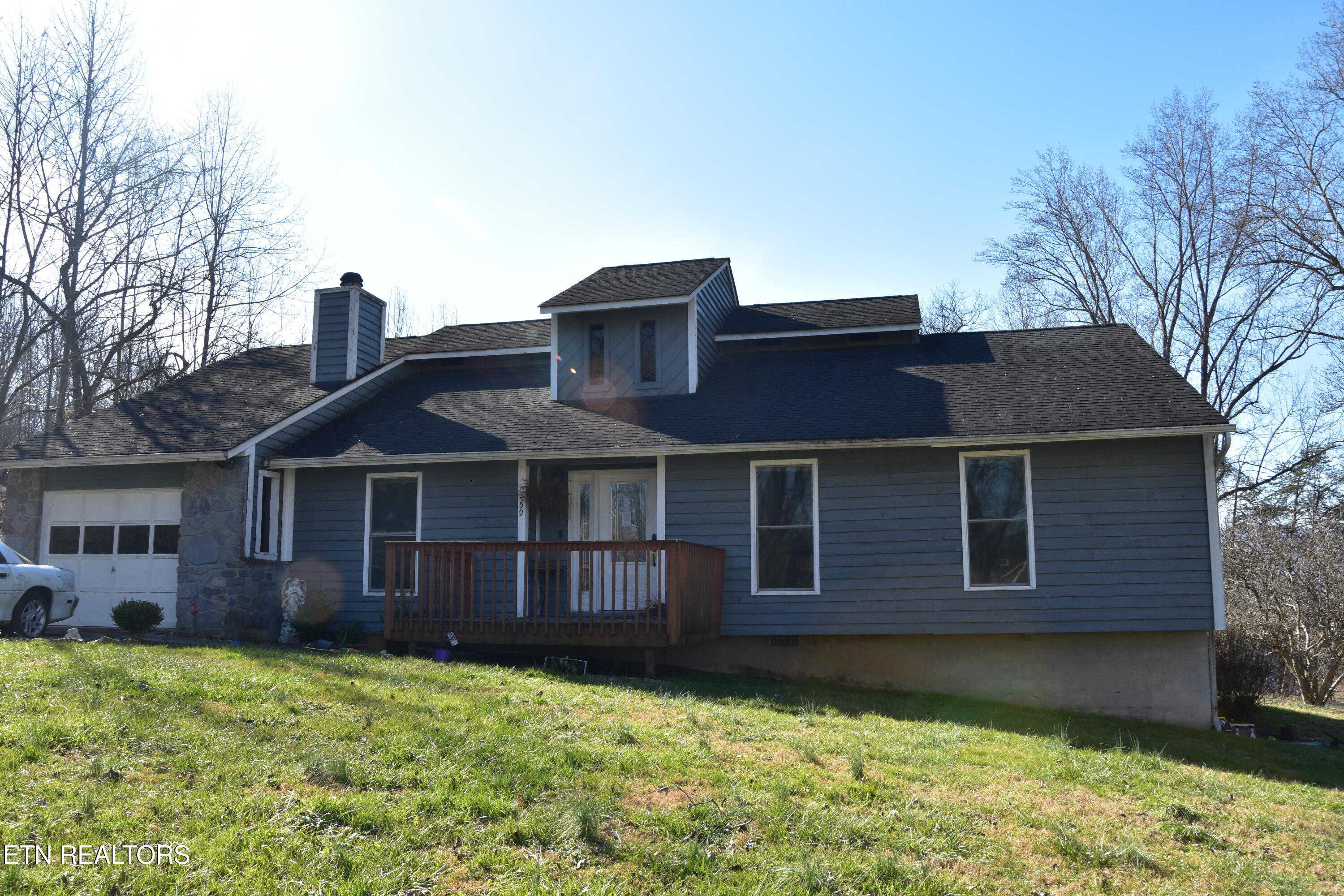459 Dogwood Lane Jacksboro TN 37757