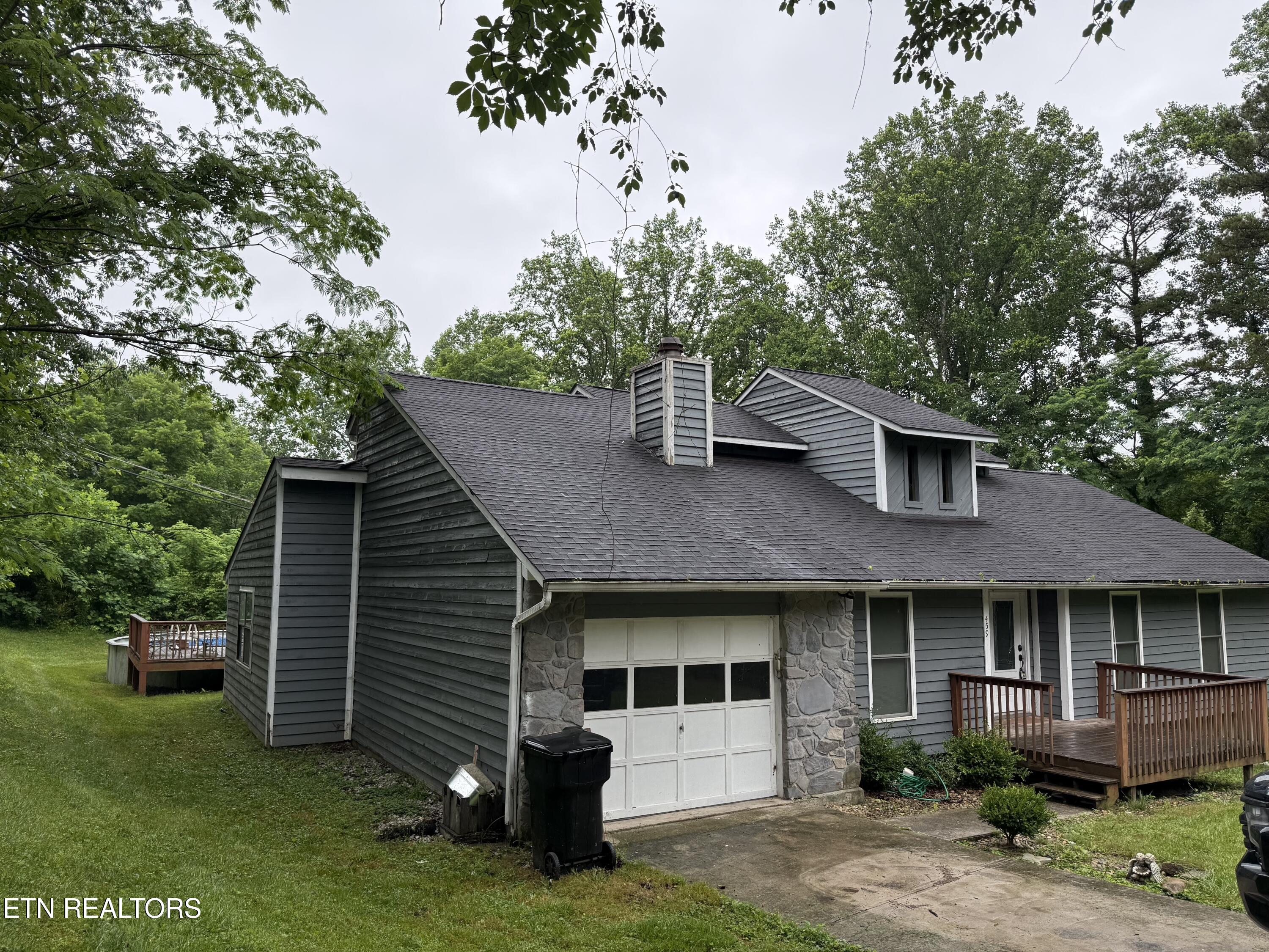 459 Dogwood Lane Jacksboro TN 37757