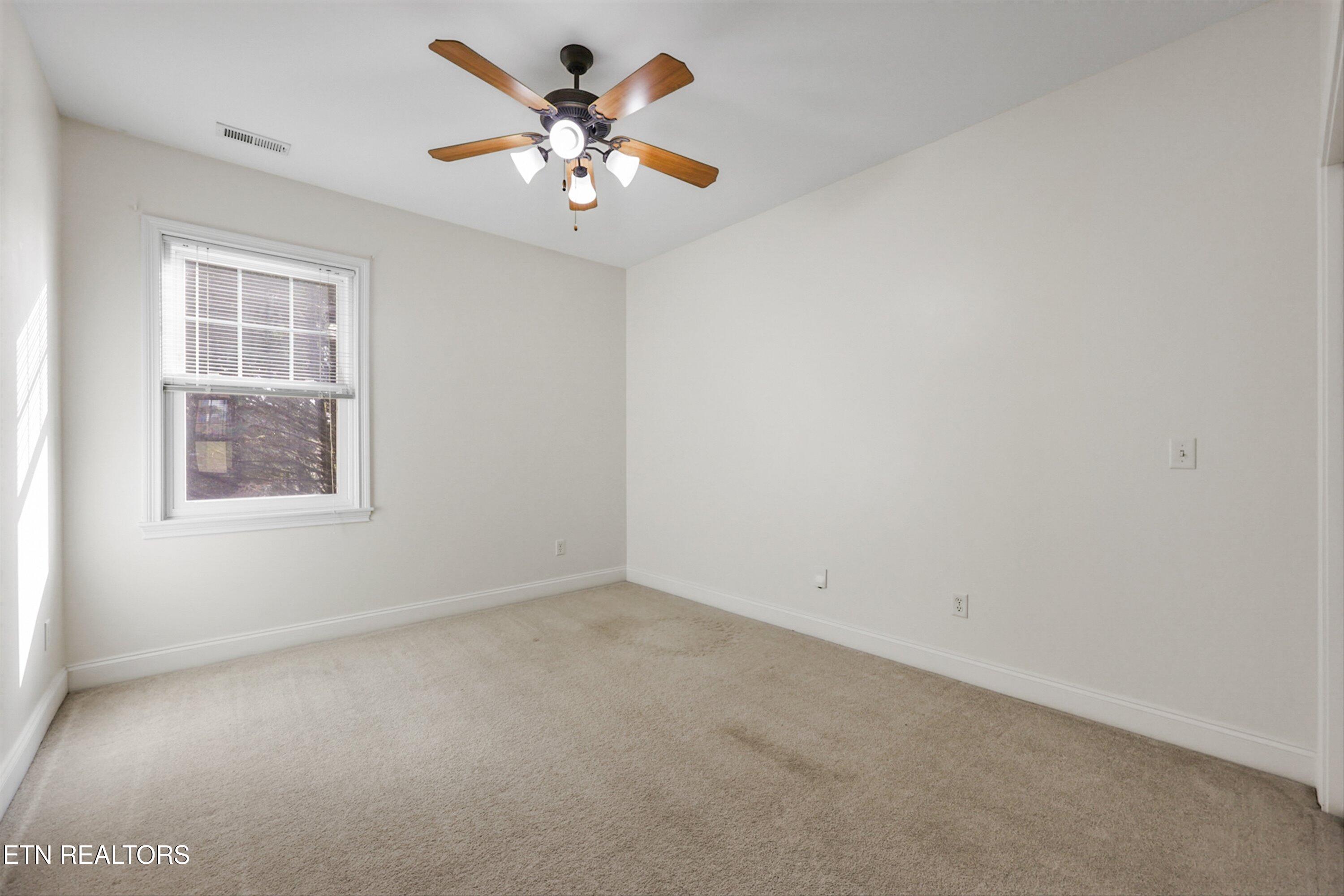 9434 Hickory Knoll Lane Knoxville TN 37931