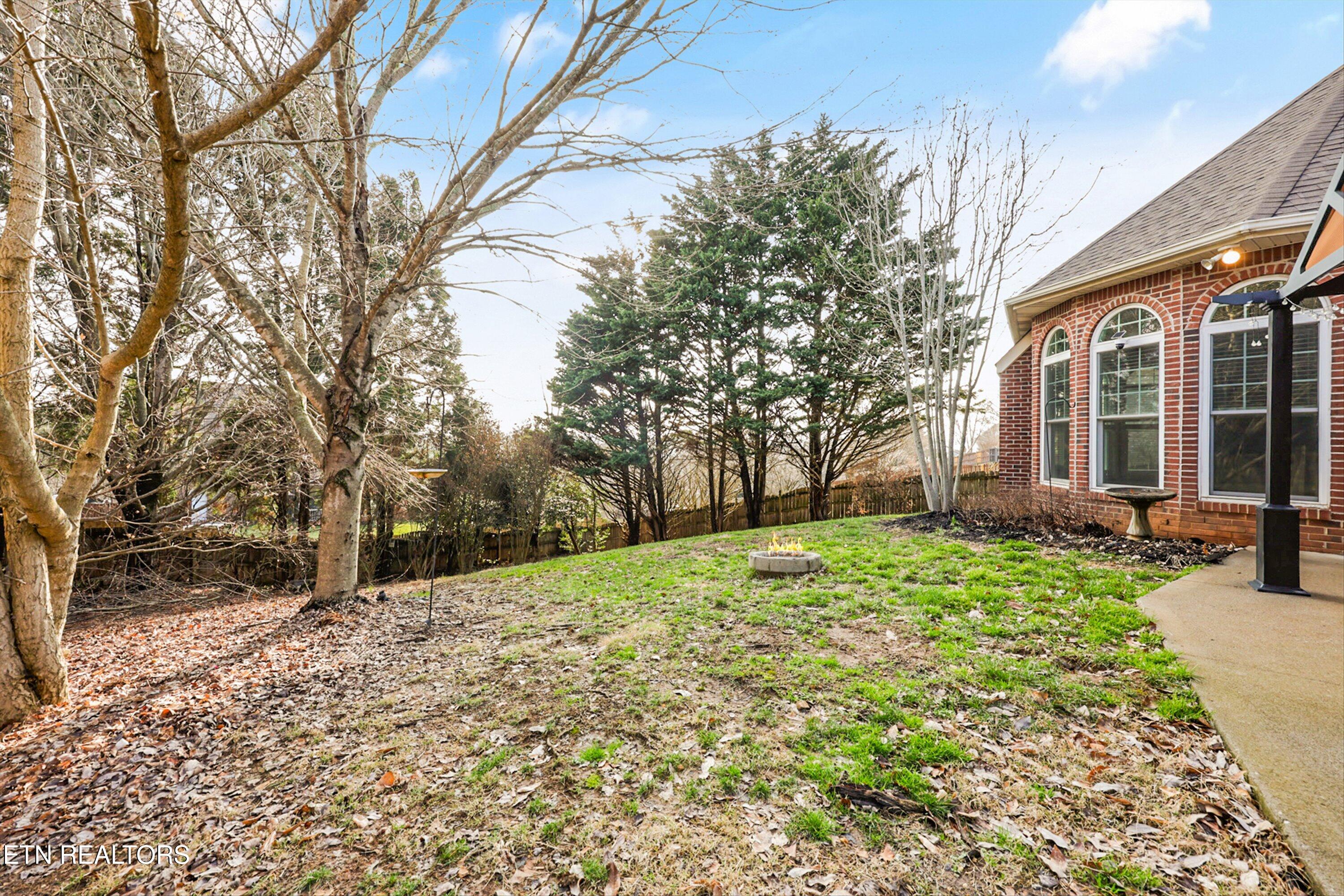 9434 Hickory Knoll Lane Knoxville TN 37931