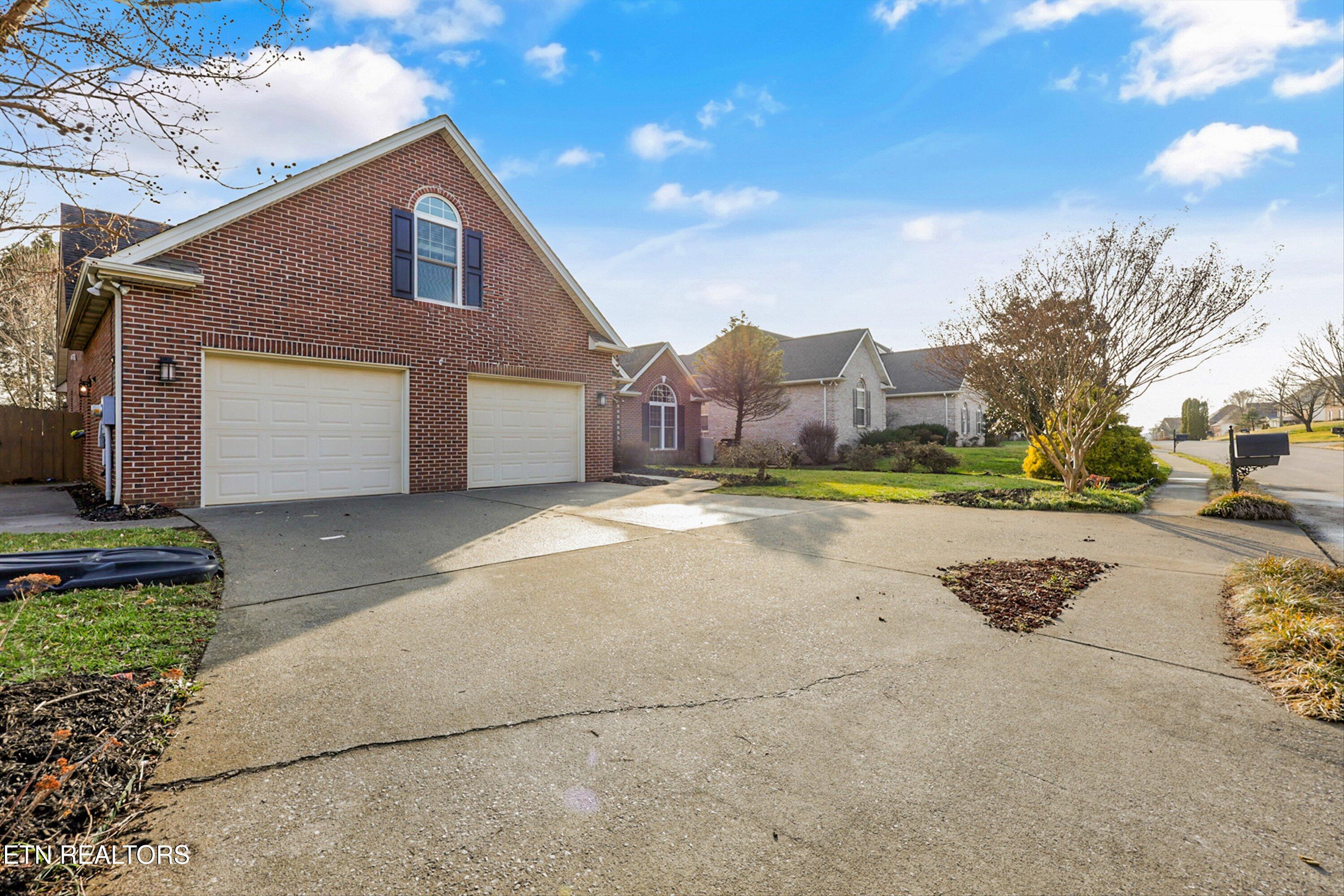 9434 Hickory Knoll Lane Knoxville TN 37931