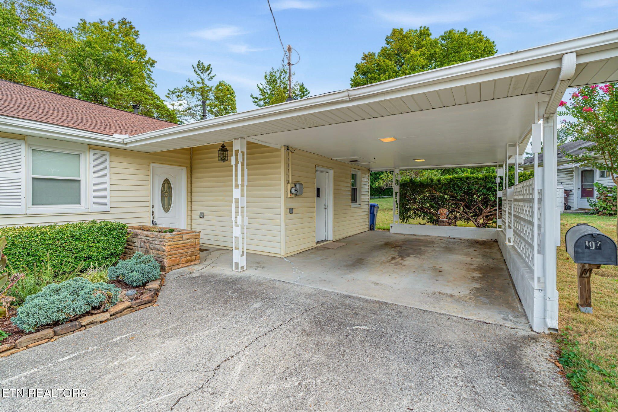 107 Park Lane Oak Ridge TN 37830
