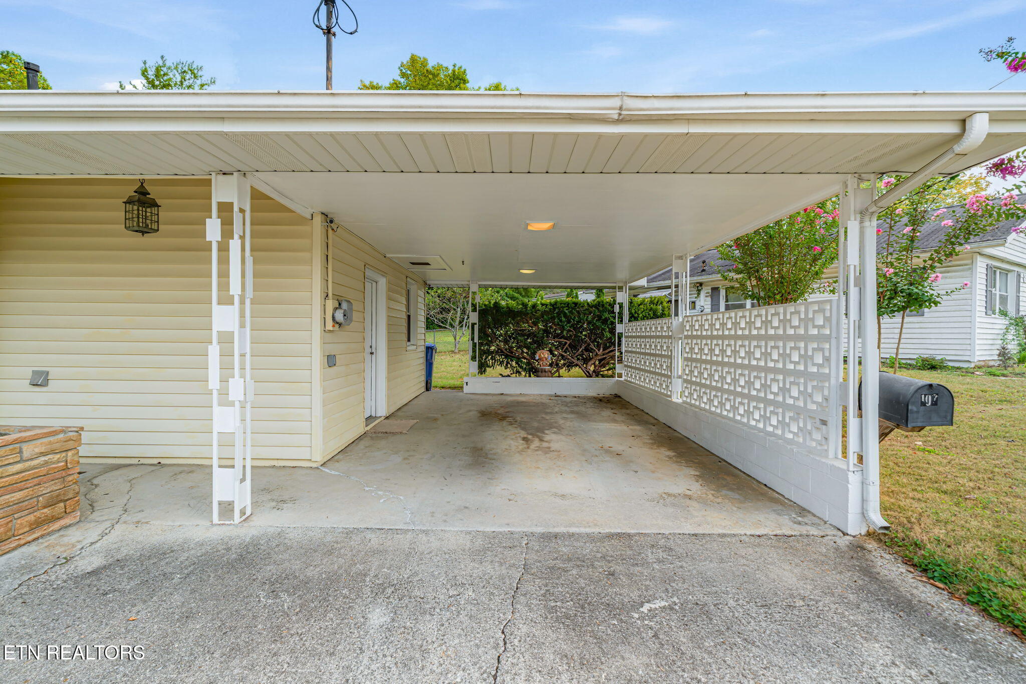 107 Park Lane Oak Ridge TN 37830