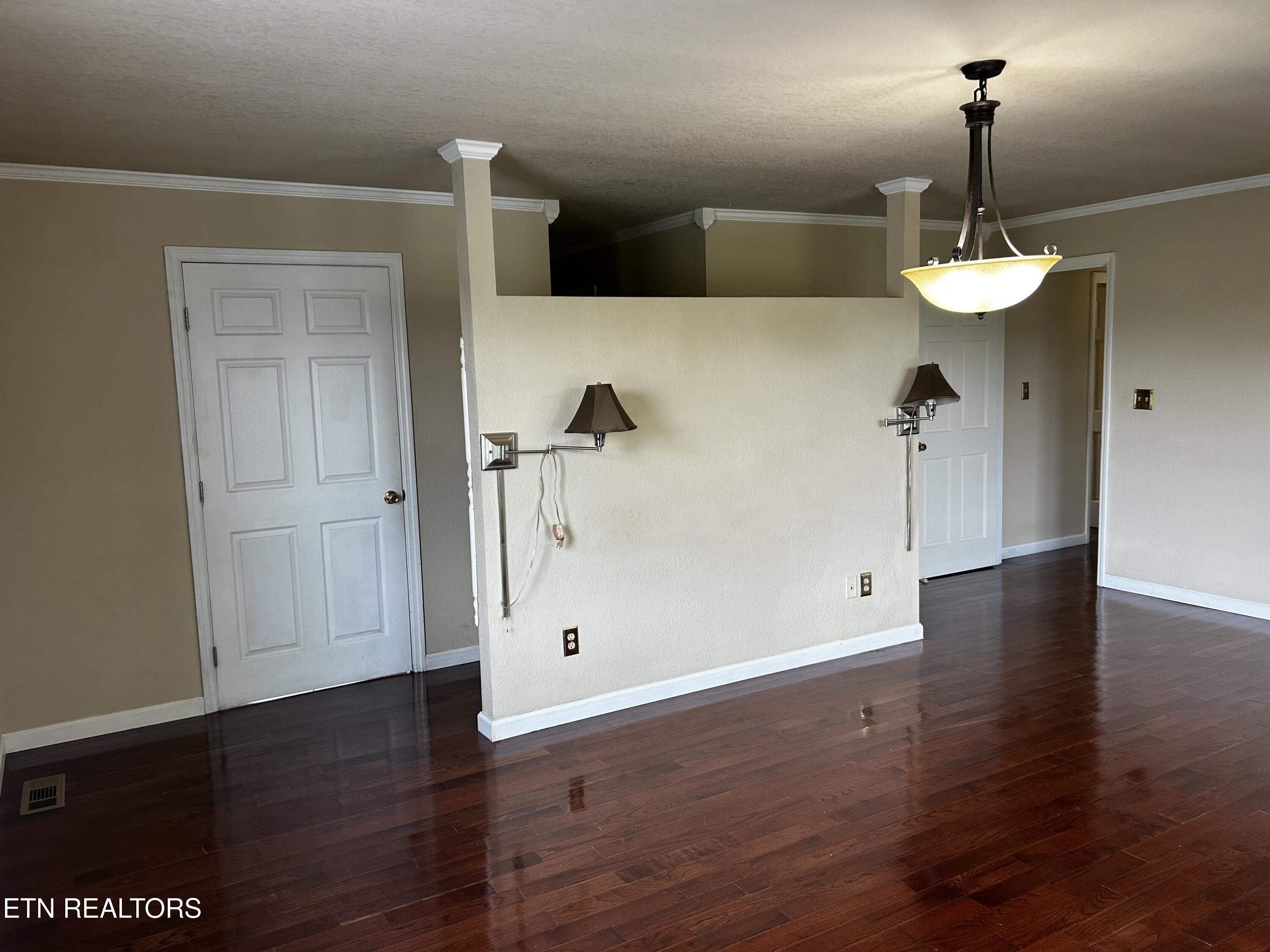 829 Oak Grove Road Madisonville TN 37354