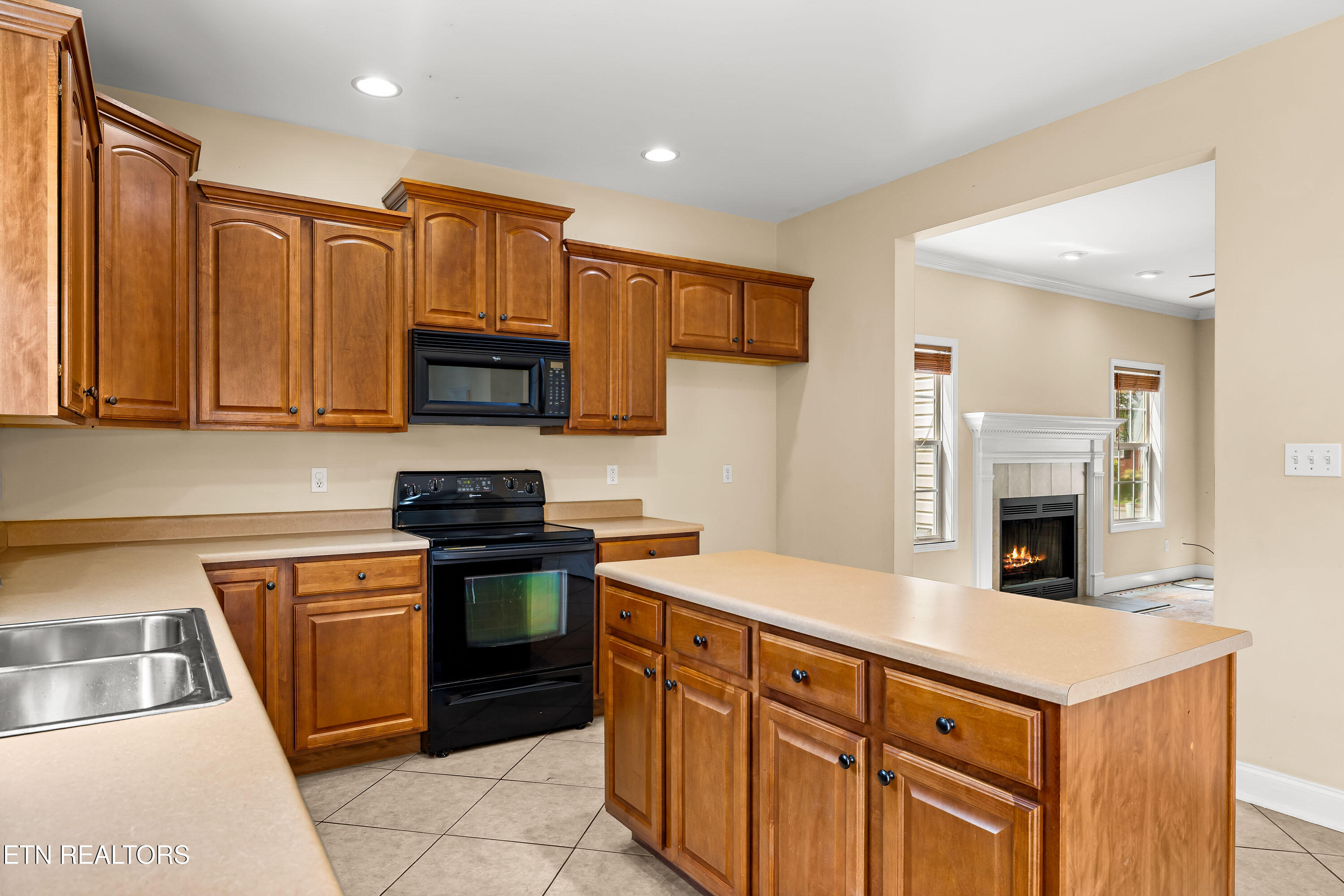 824 Mackenzie Drive Maryville TN 37804