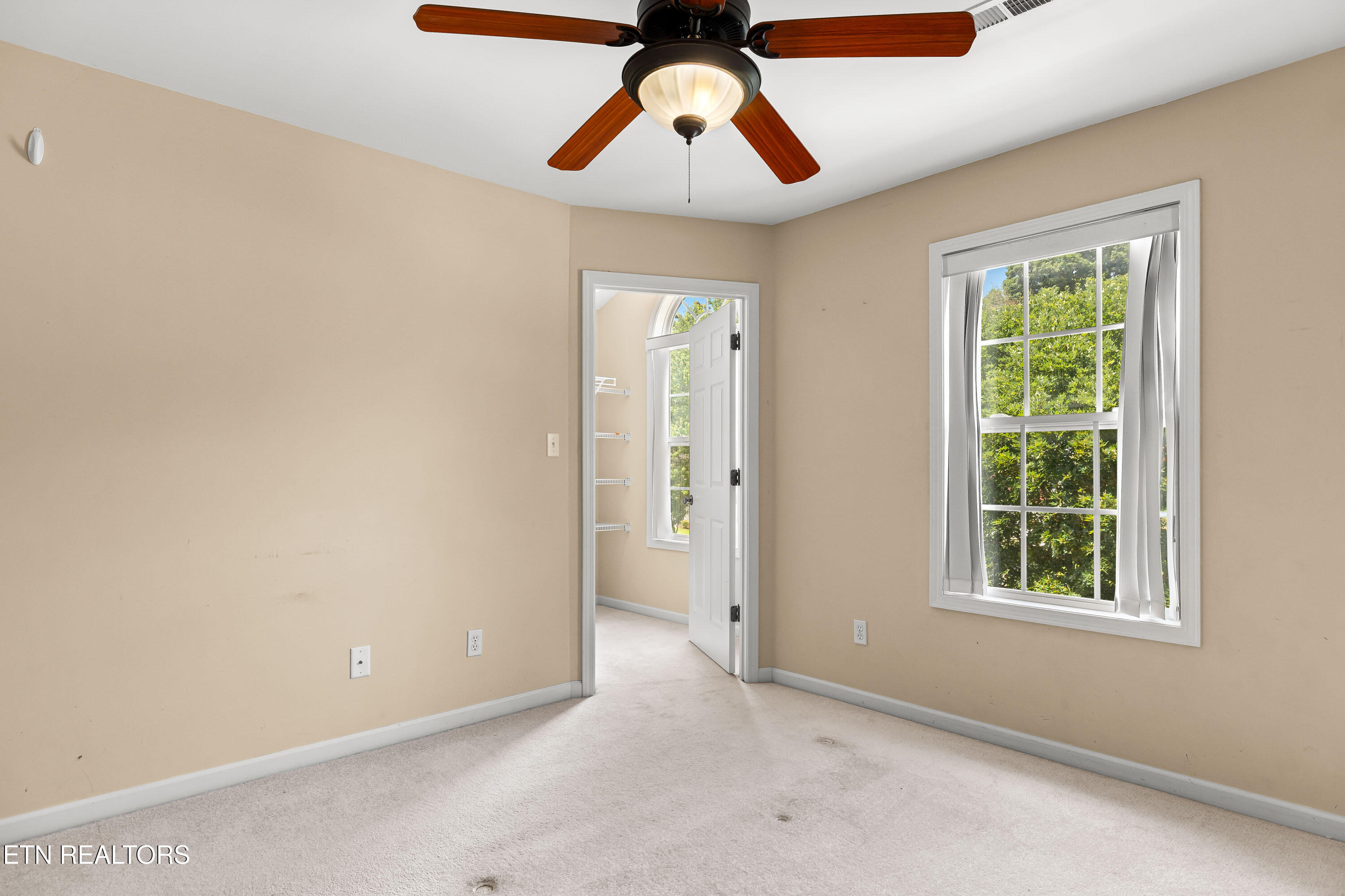 824 Mackenzie Drive Maryville TN 37804