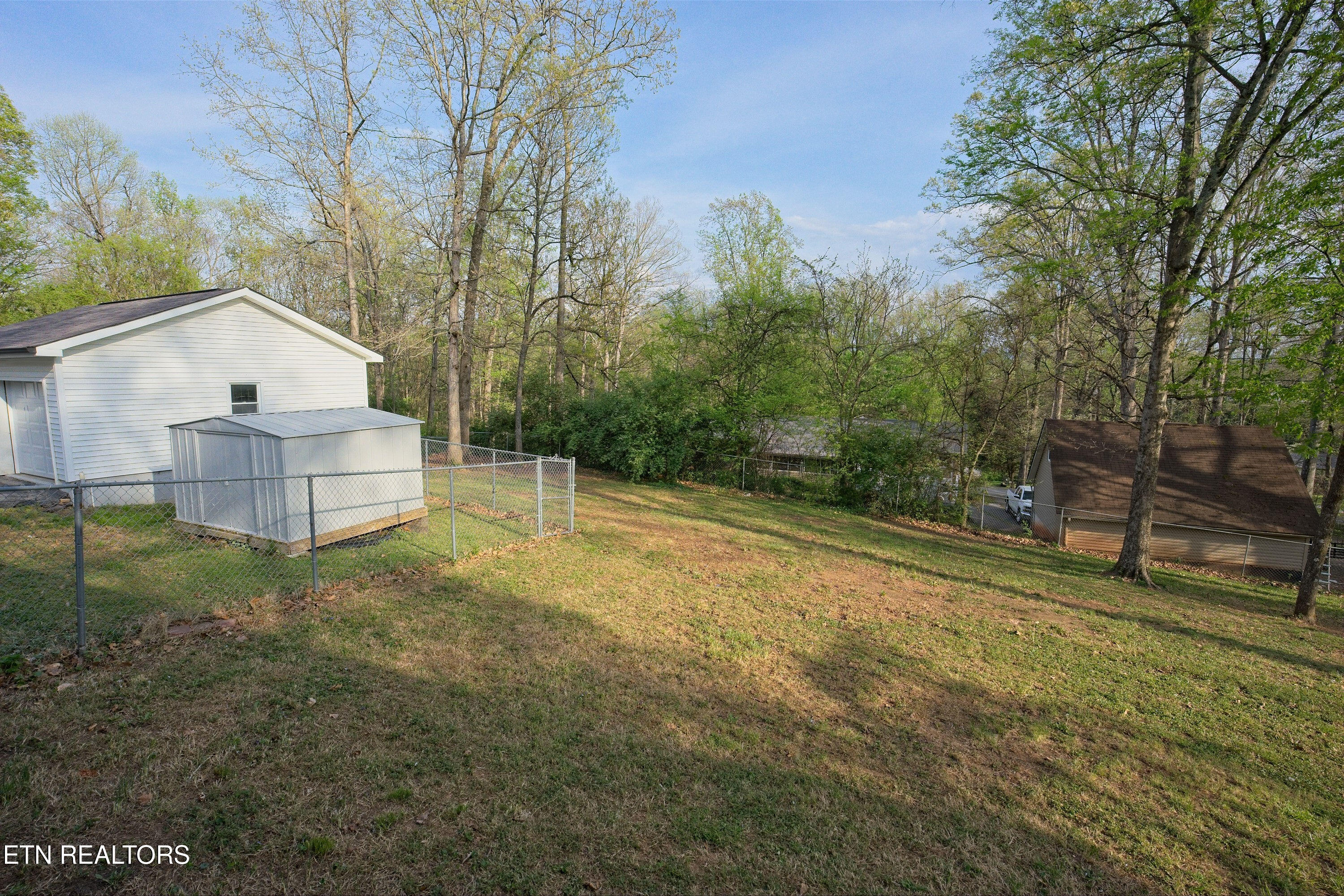 2212 Ridgecrest Drive Maryville TN 37803