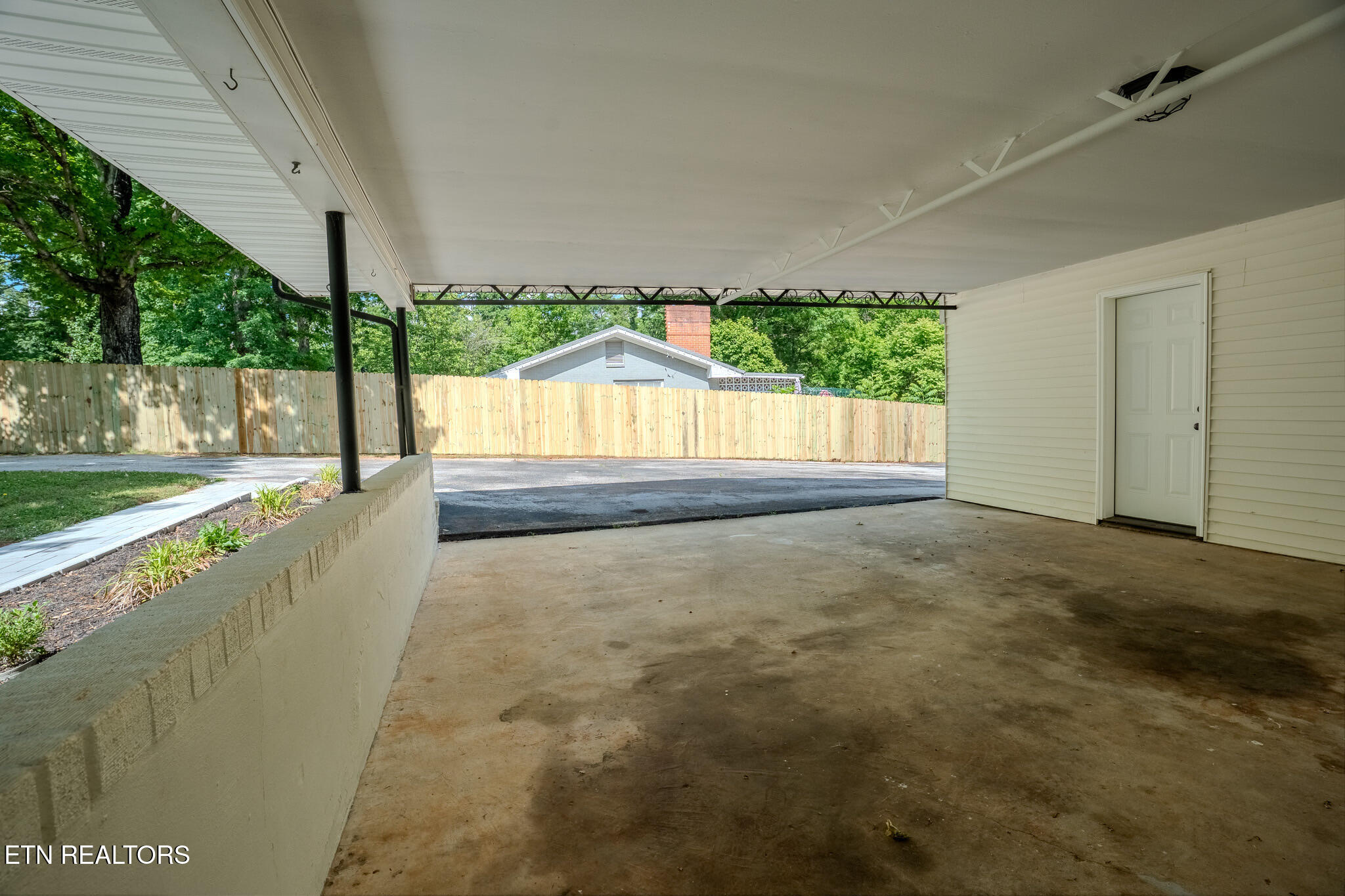 2212 Ridgecrest Drive Maryville TN 37803
