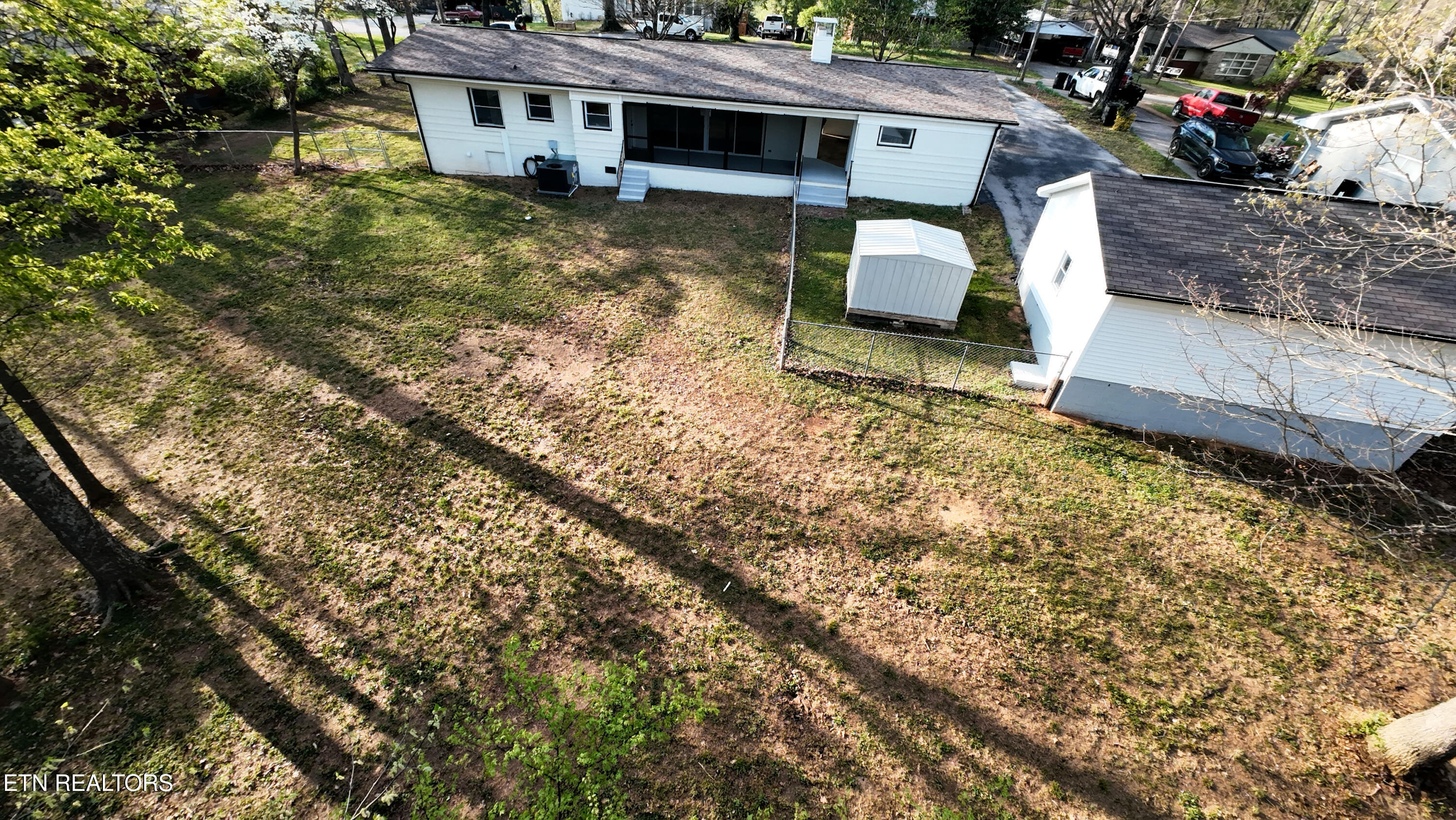 2212 Ridgecrest Drive Maryville TN 37803