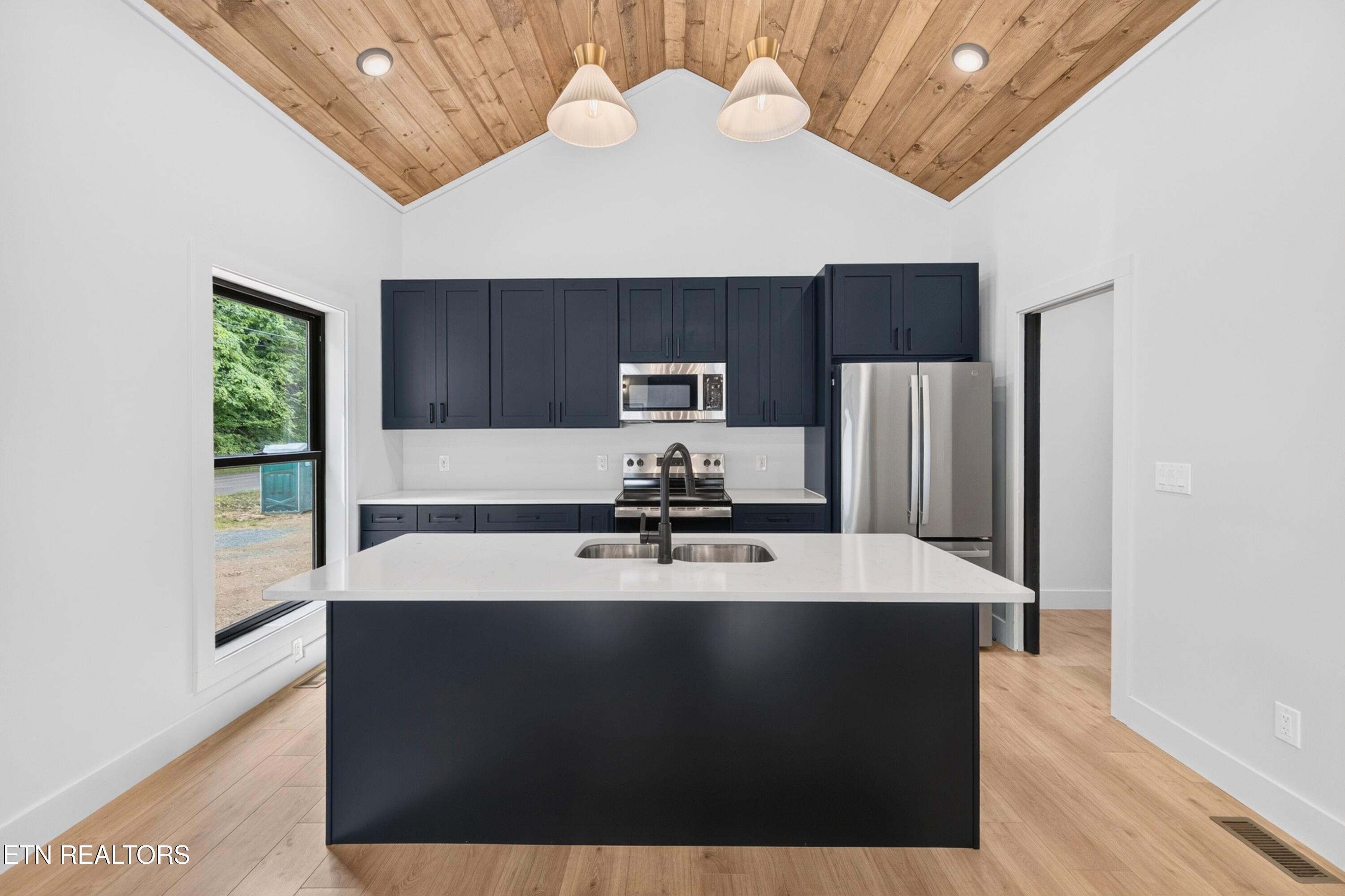 3749 Richardson Cove Road Sevierville TN 37876