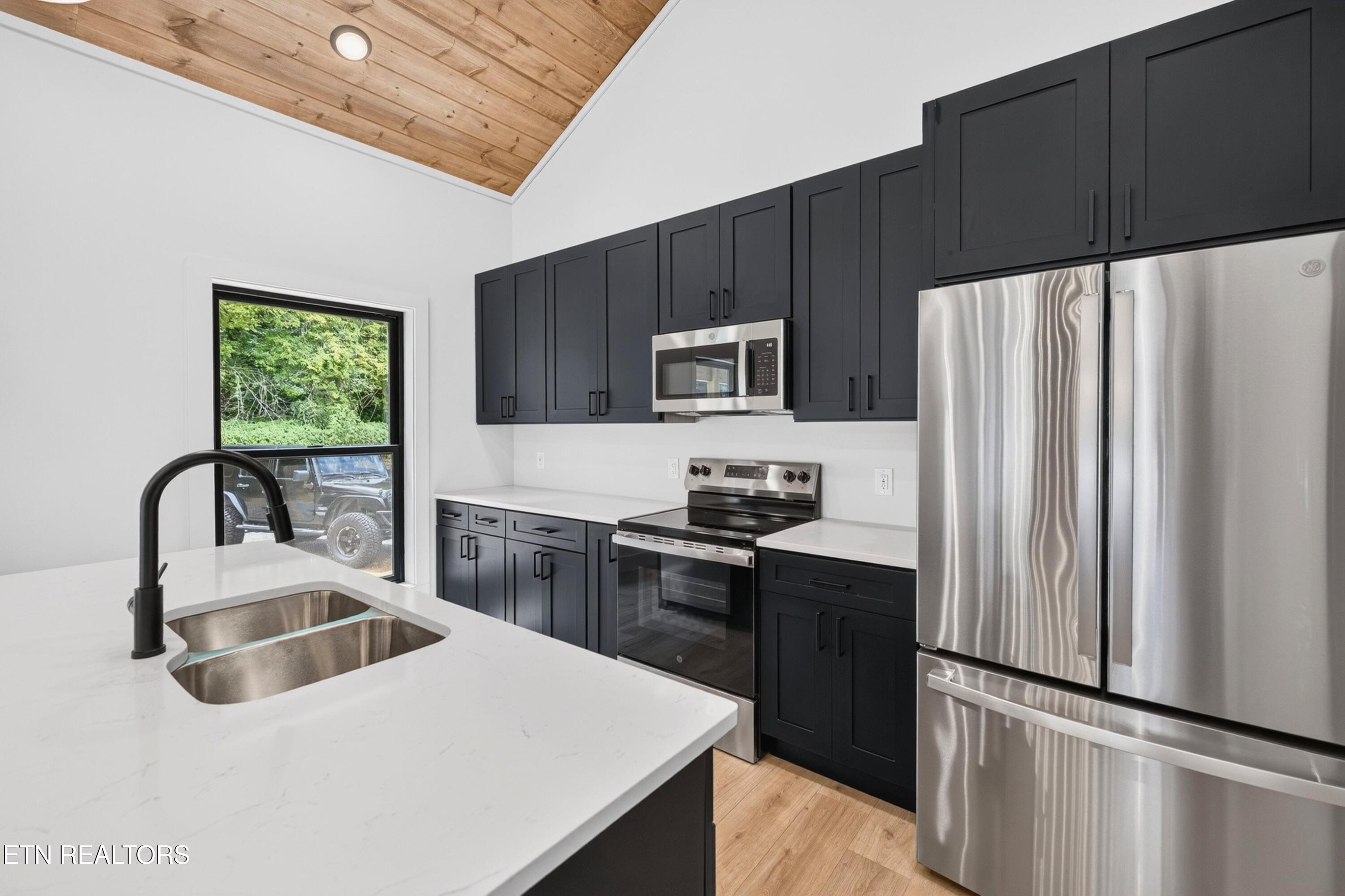 3749 Richardson Cove Road Sevierville TN 37876