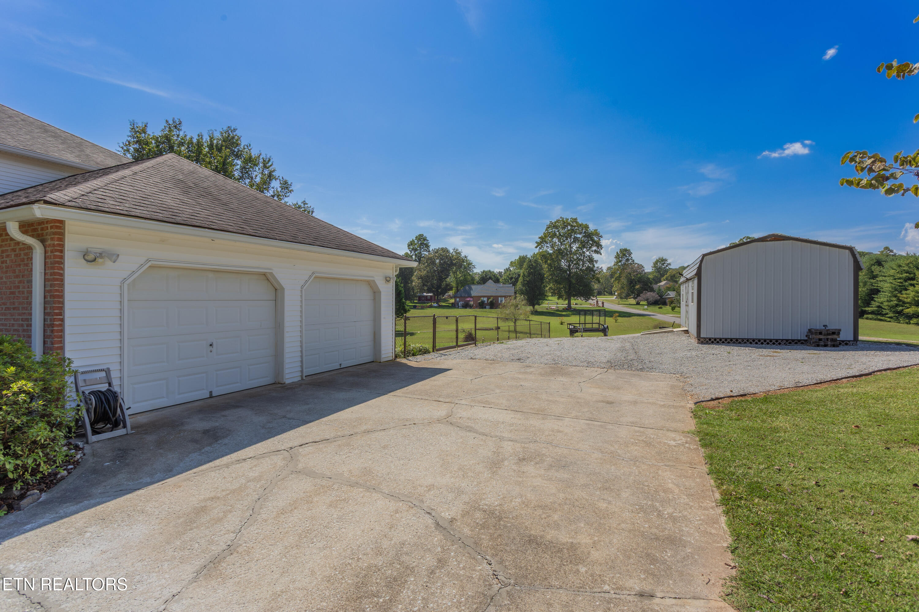 734 Bowman Bend Road Harriman TN 37748