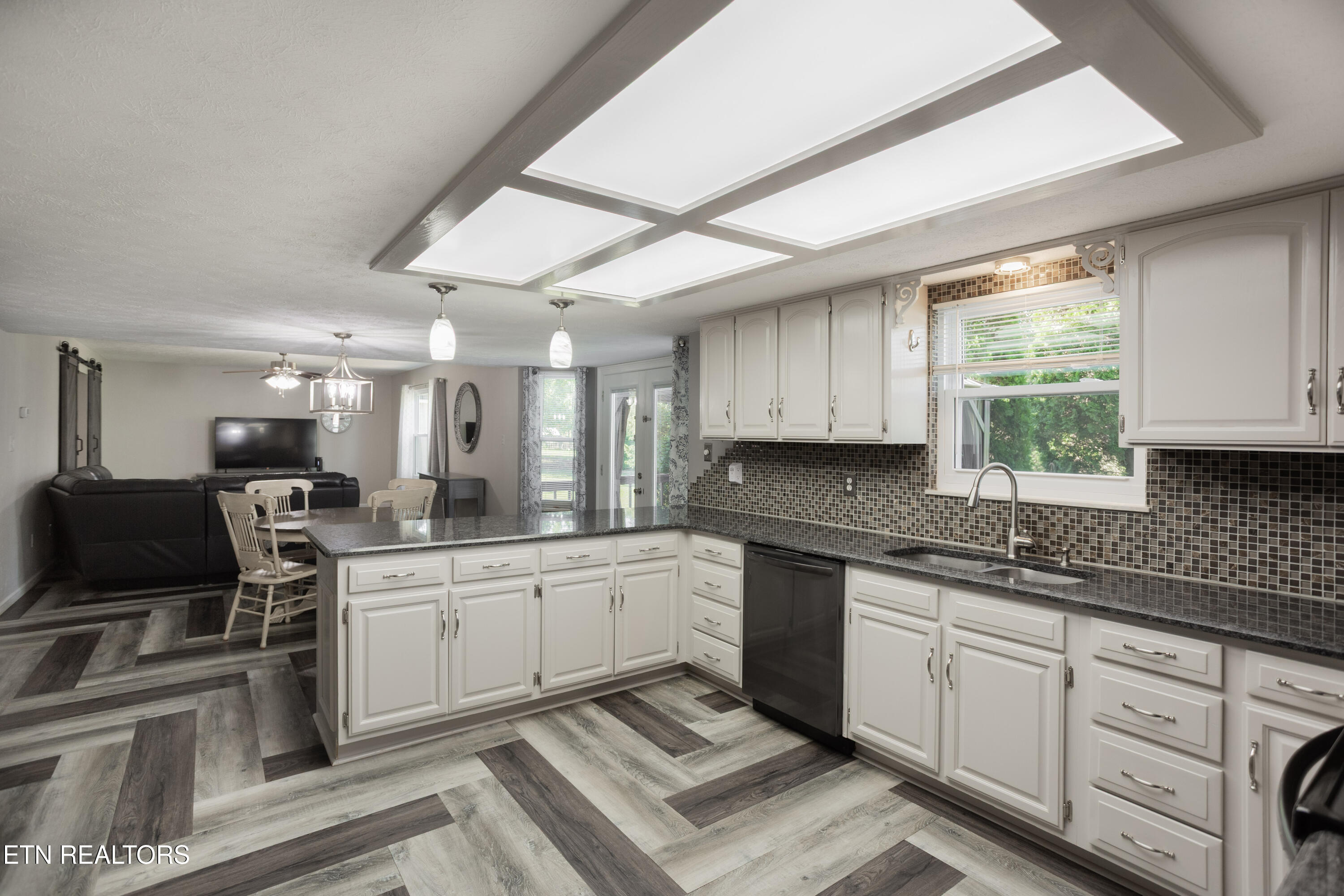 734 Bowman Bend Road Harriman TN 37748