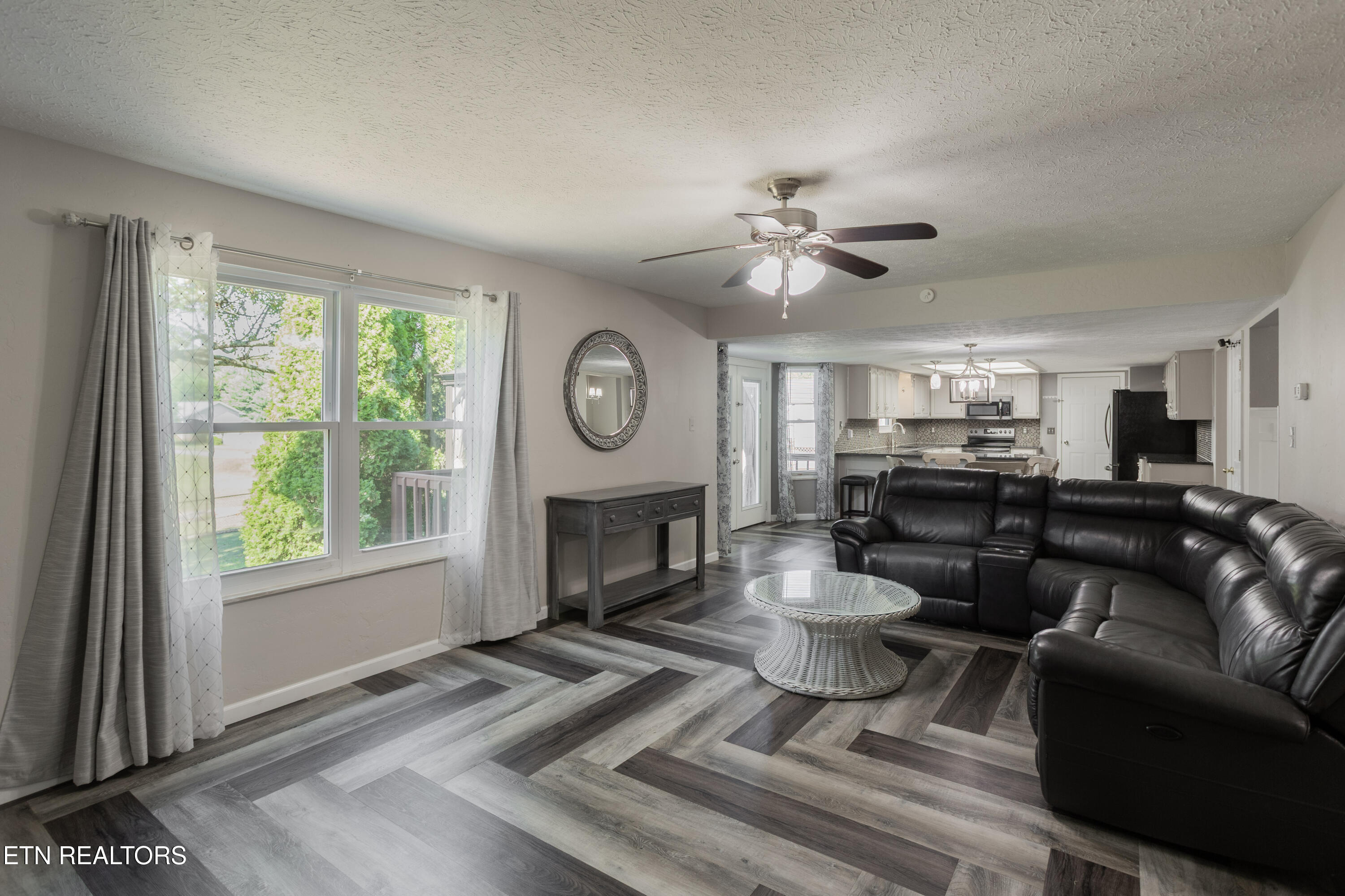 734 Bowman Bend Road Harriman TN 37748