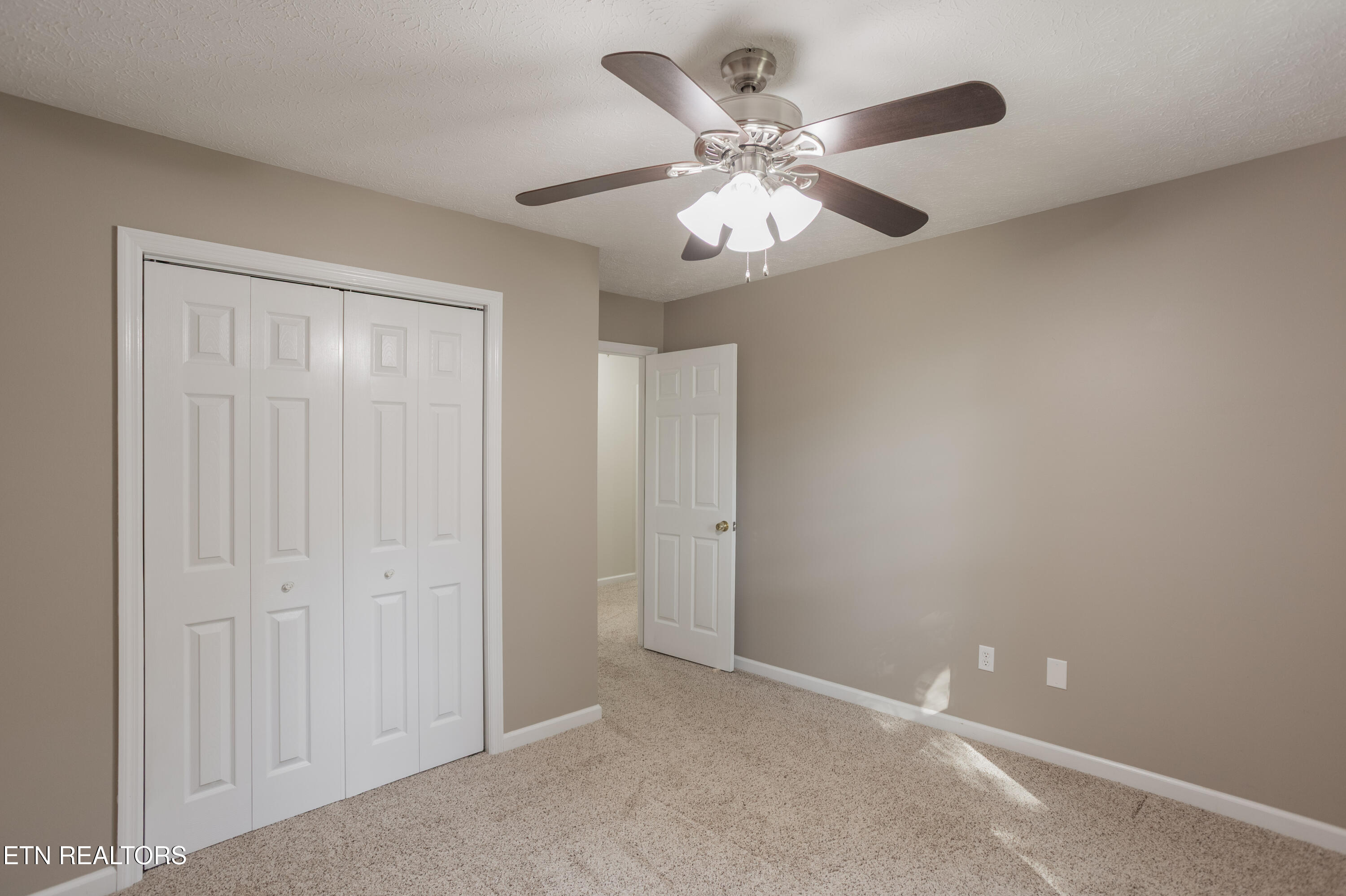 734 Bowman Bend Road Harriman TN 37748