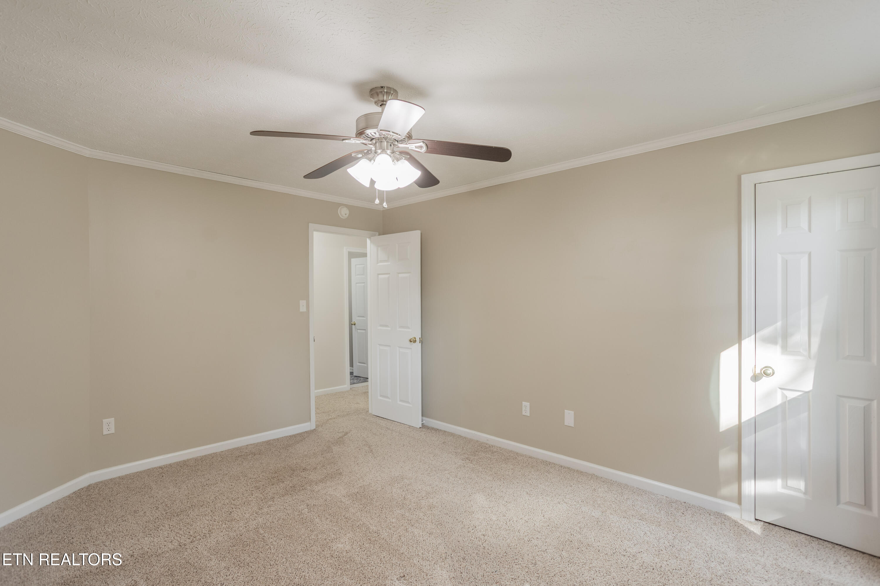 734 Bowman Bend Road Harriman TN 37748