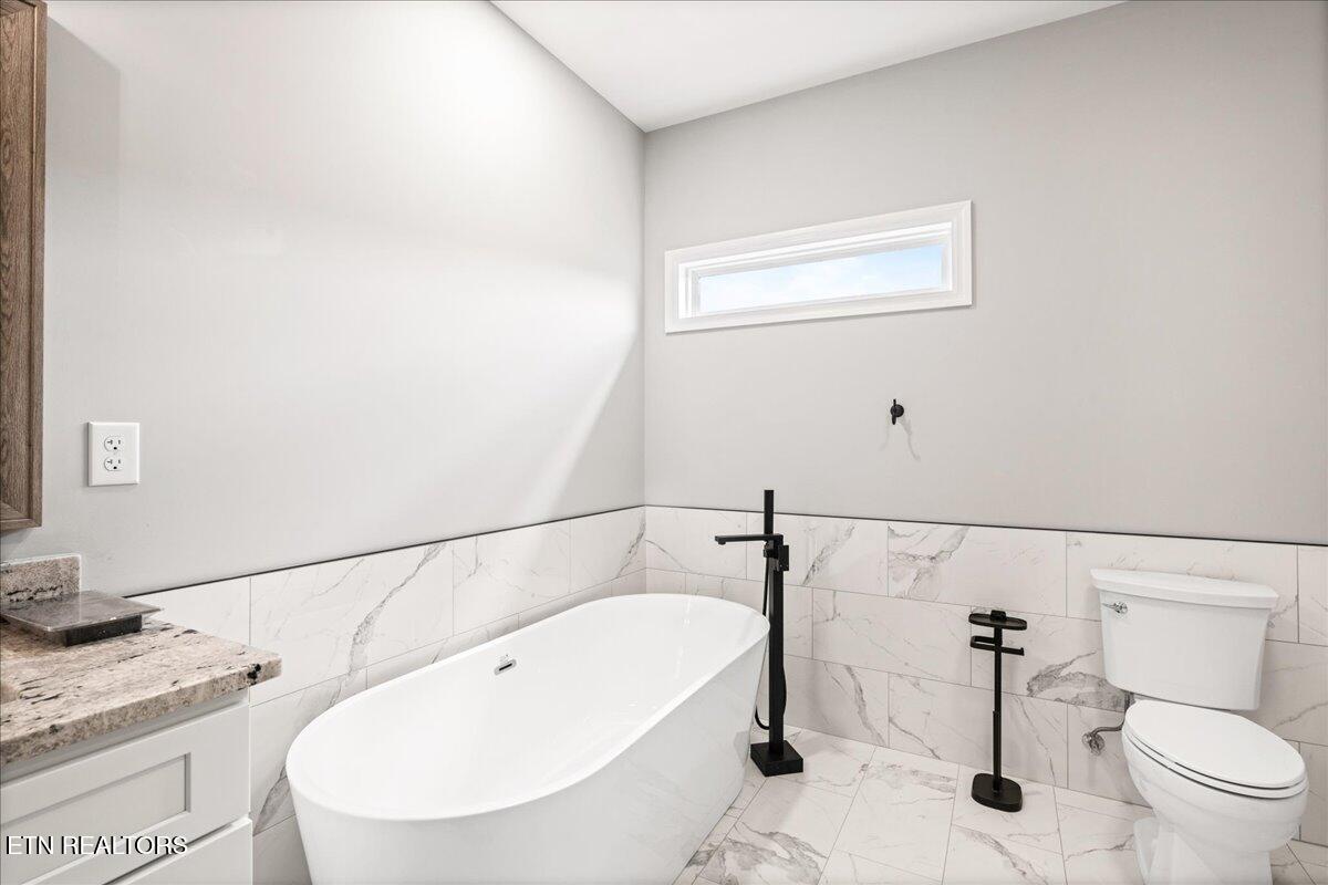 161 Grandview Lane Jacksboro TN 37757