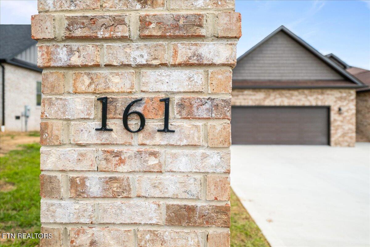 161 Grandview Lane Jacksboro TN 37757