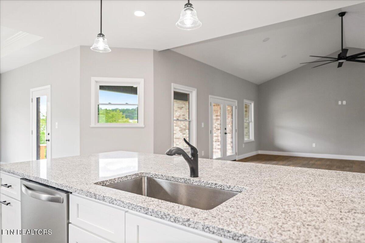 161 Grandview Lane Jacksboro TN 37757