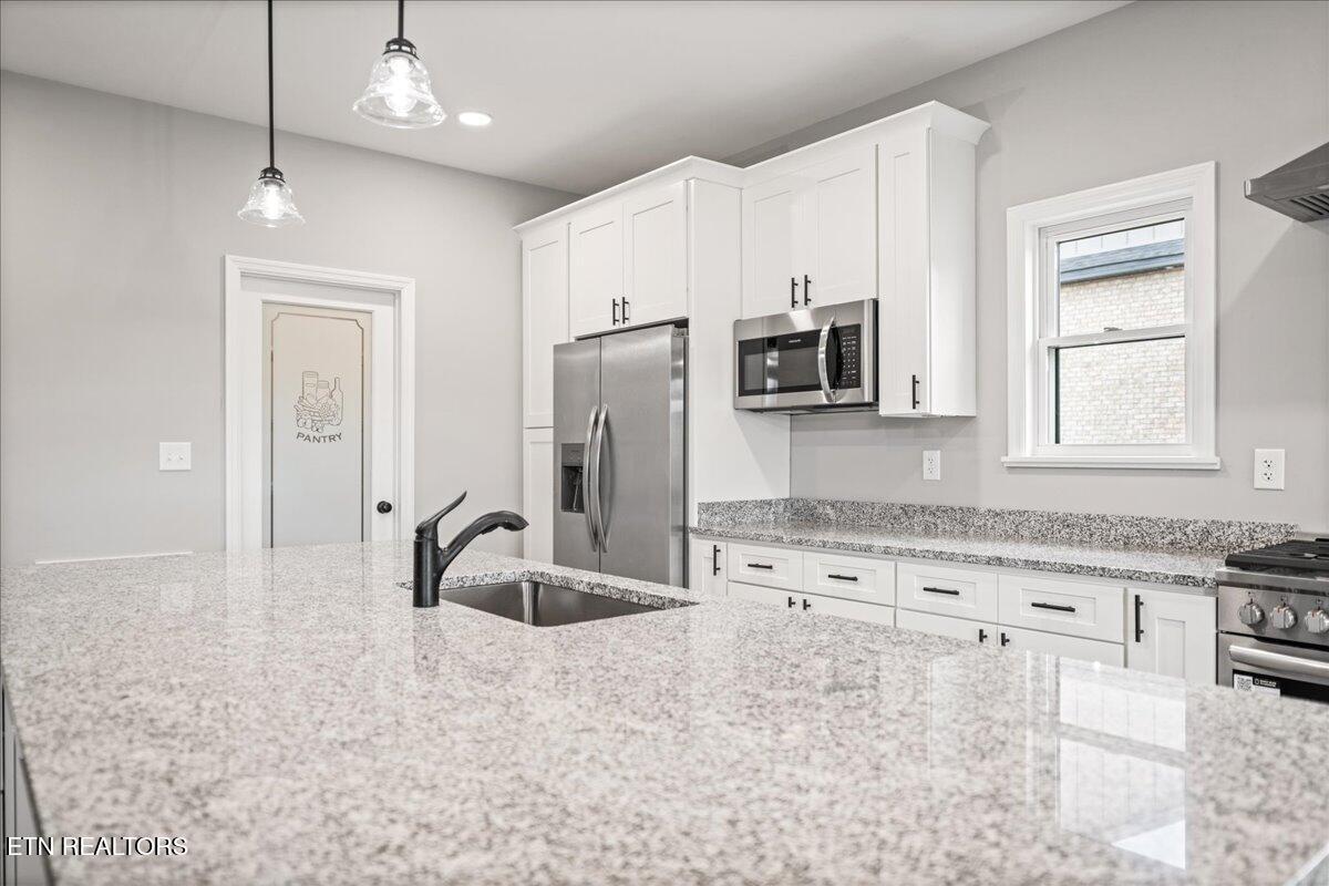 161 Grandview Lane Jacksboro TN 37757