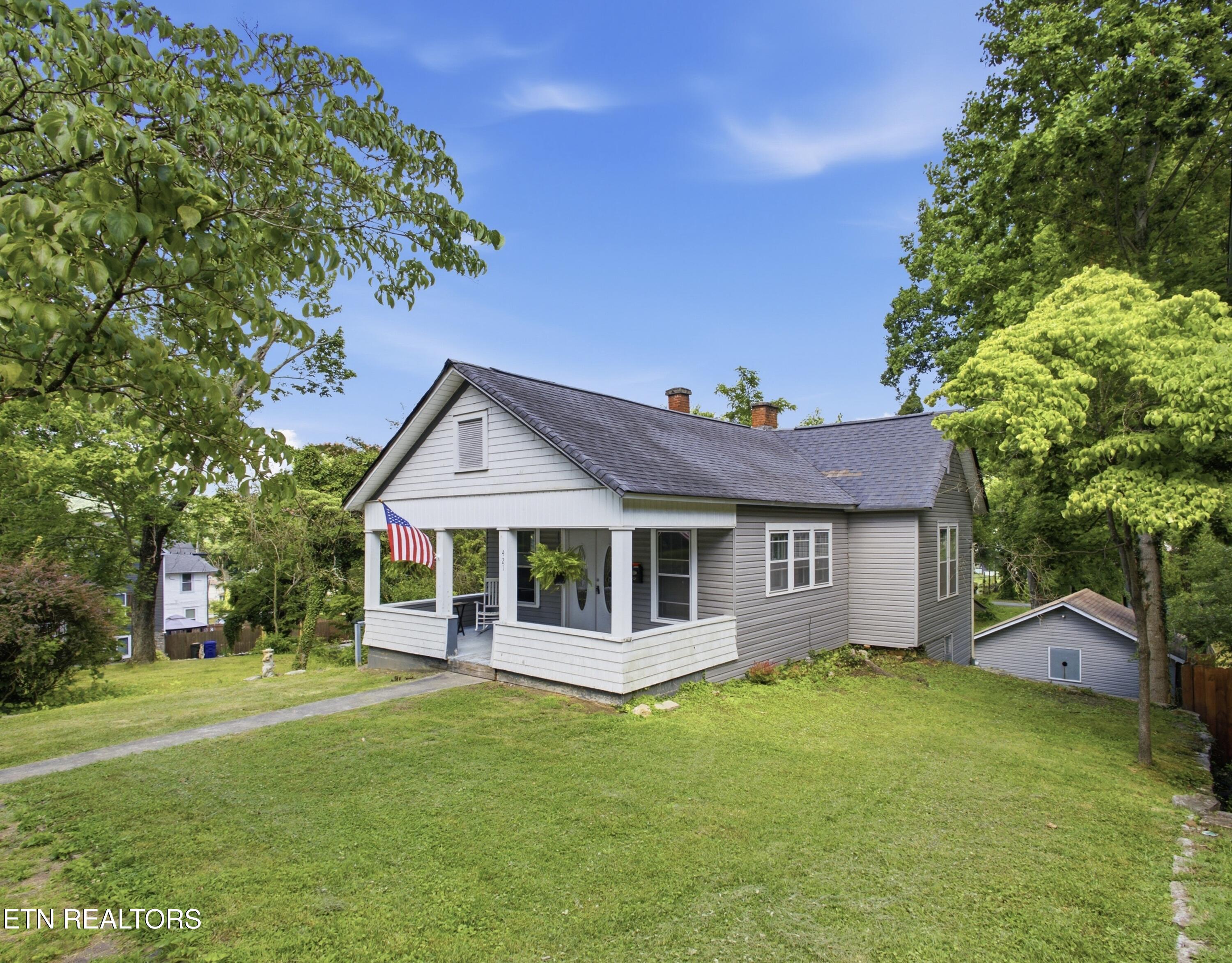421 Cumberland Street Harriman TN 37748