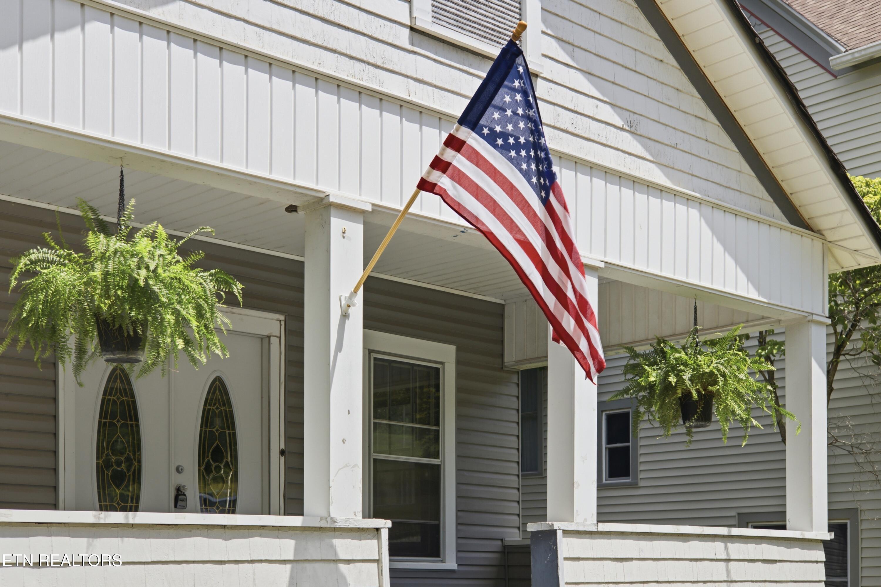 421 Cumberland Street Harriman TN 37748