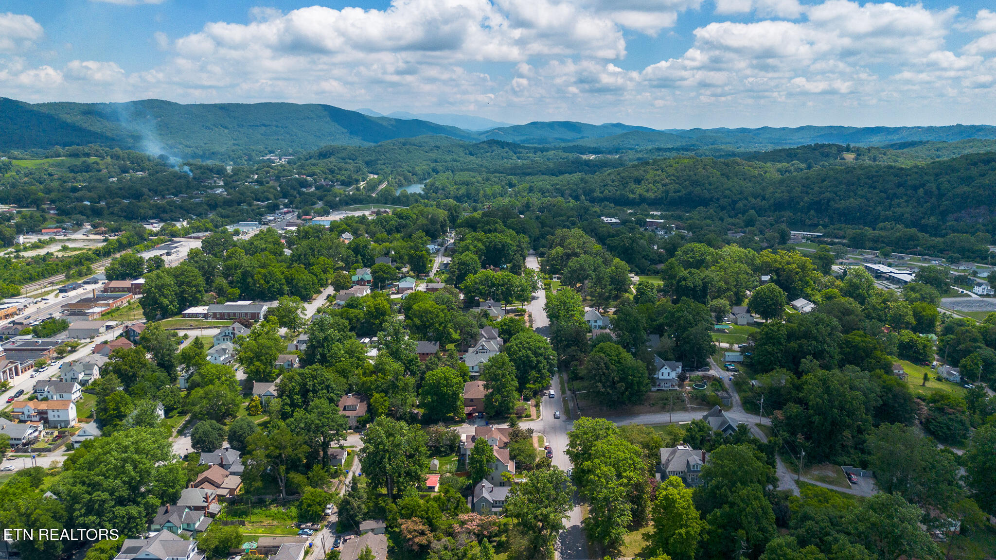 421 Cumberland Street Harriman TN 37748