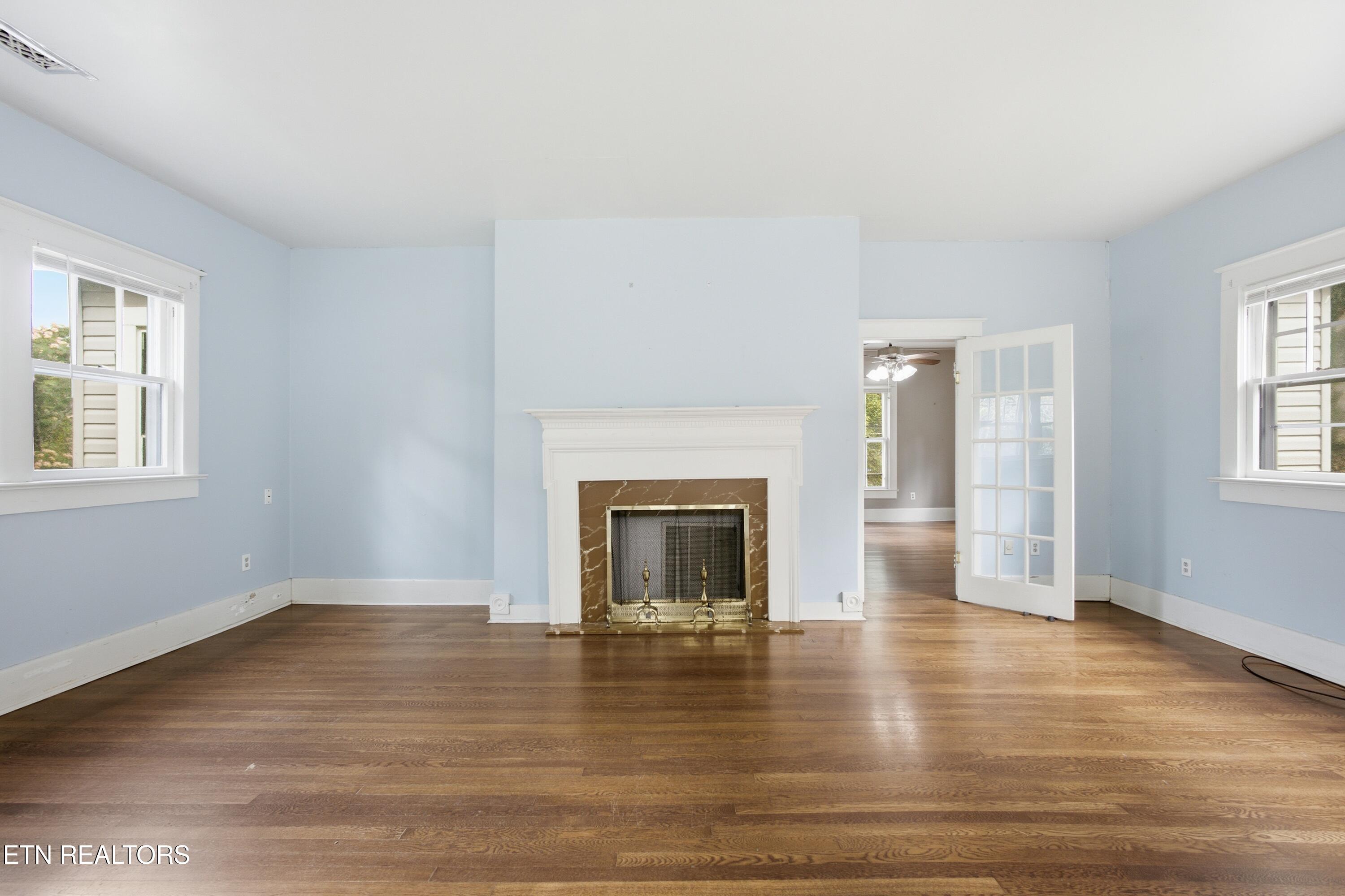 421 Cumberland Street Harriman TN 37748
