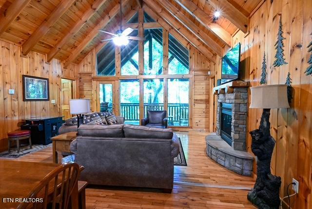 909 Ridgefield Drive Sevierville TN 37876