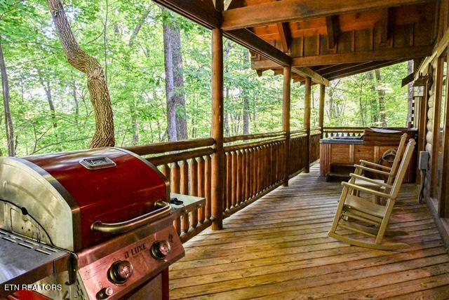909 Ridgefield Drive Sevierville TN 37876