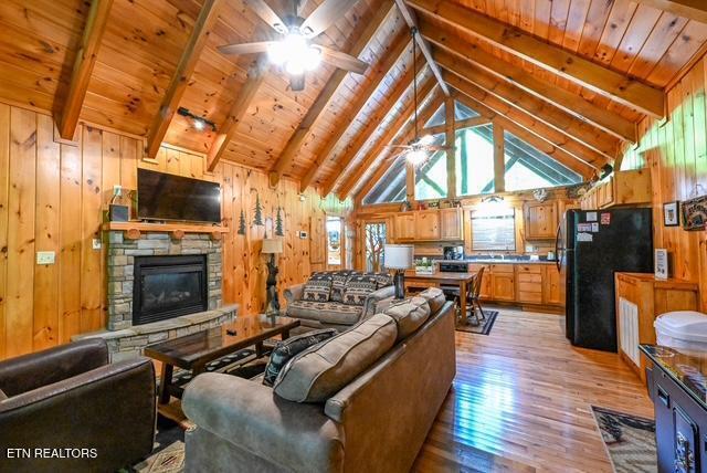 909 Ridgefield Drive Sevierville TN 37876