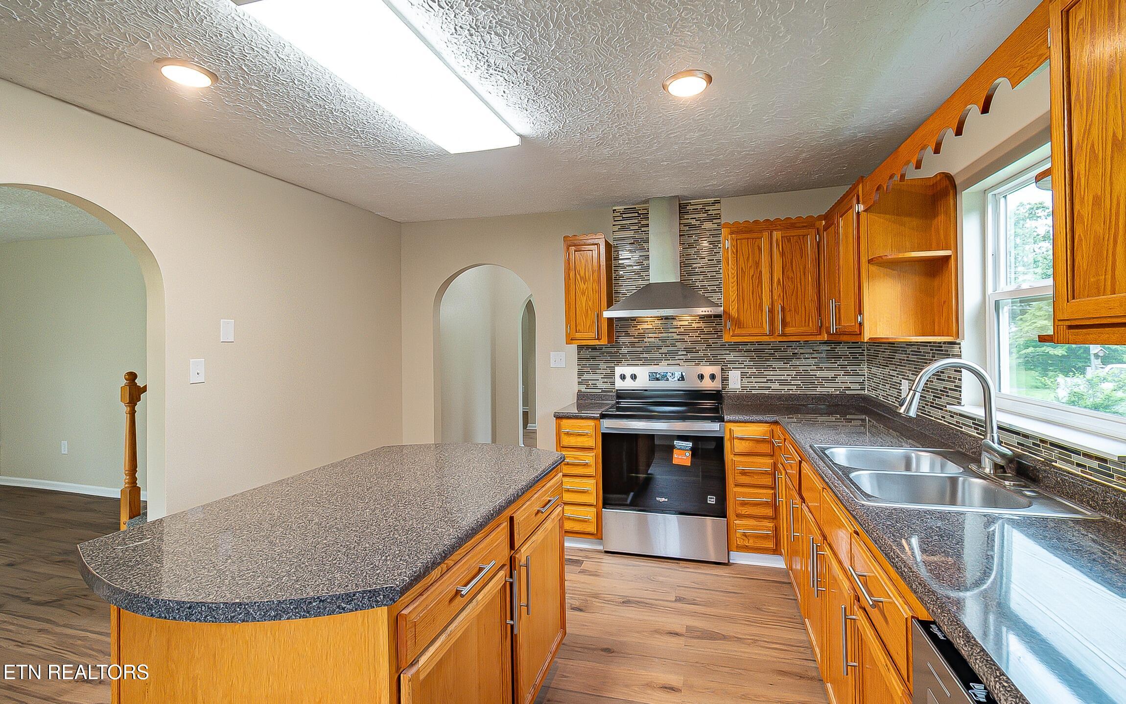 5028 Pea Ridge Road Maryville TN 37804