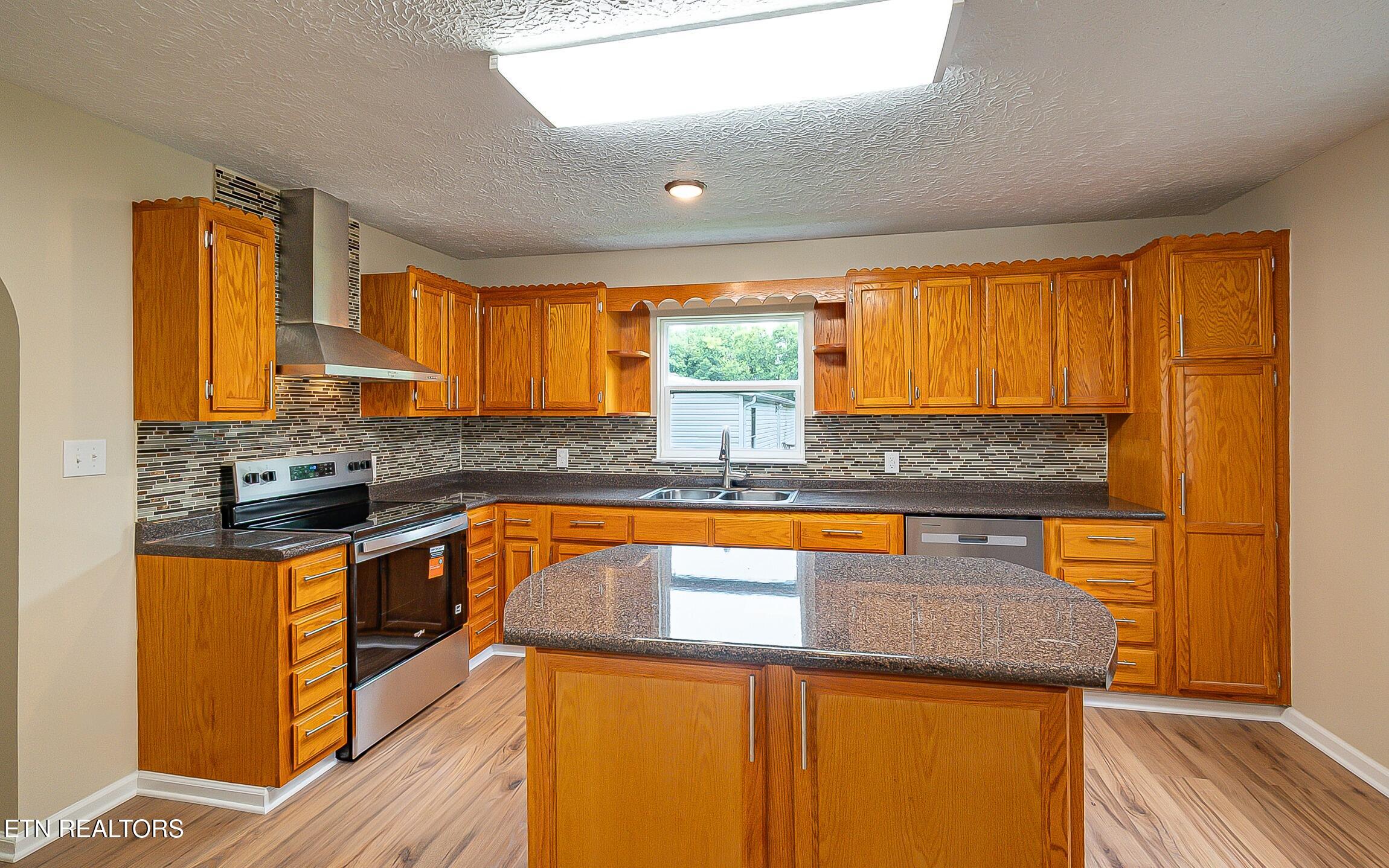 5028 Pea Ridge Road Maryville TN 37804