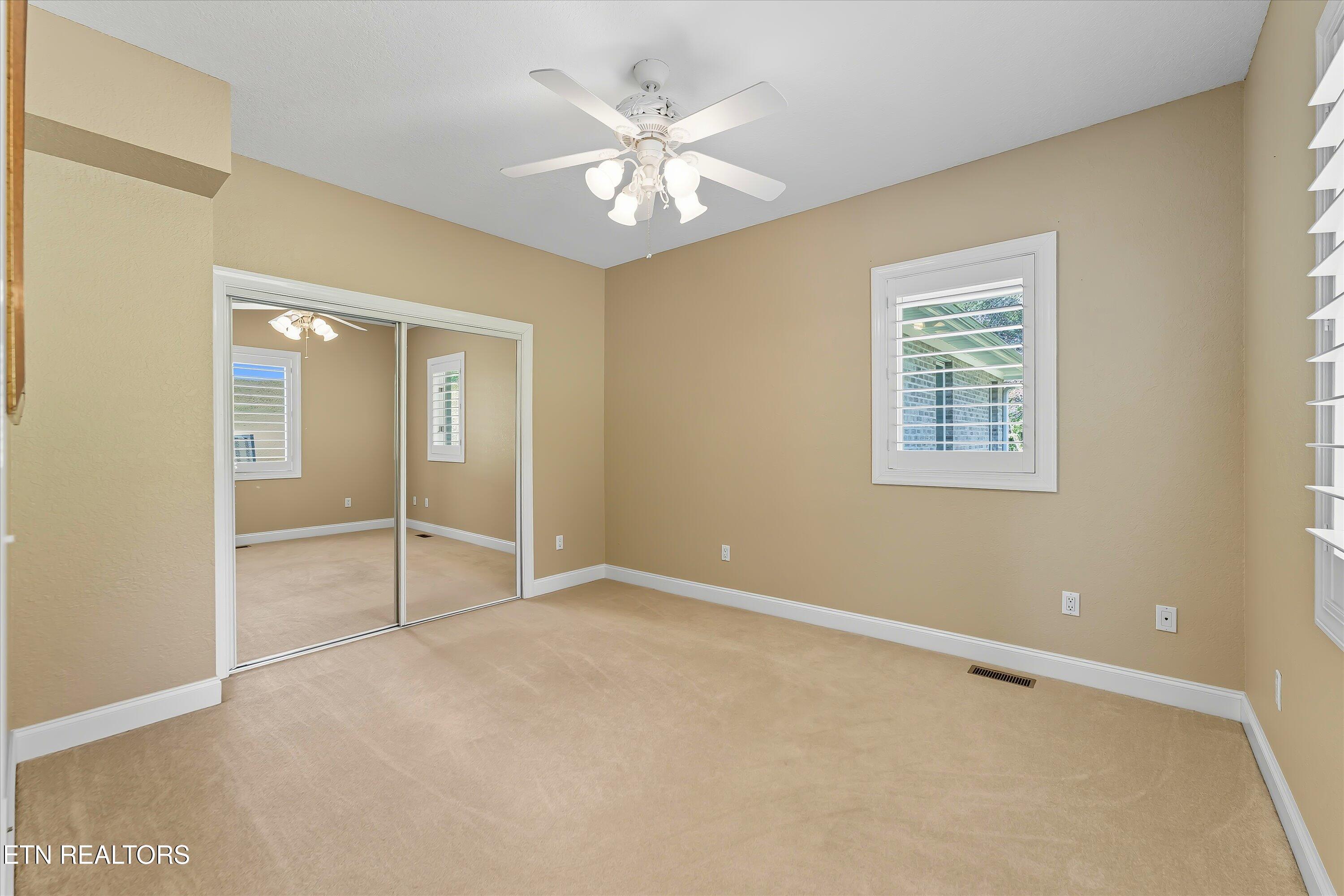 225 Rivers Edge Drive Loudon TN 37774