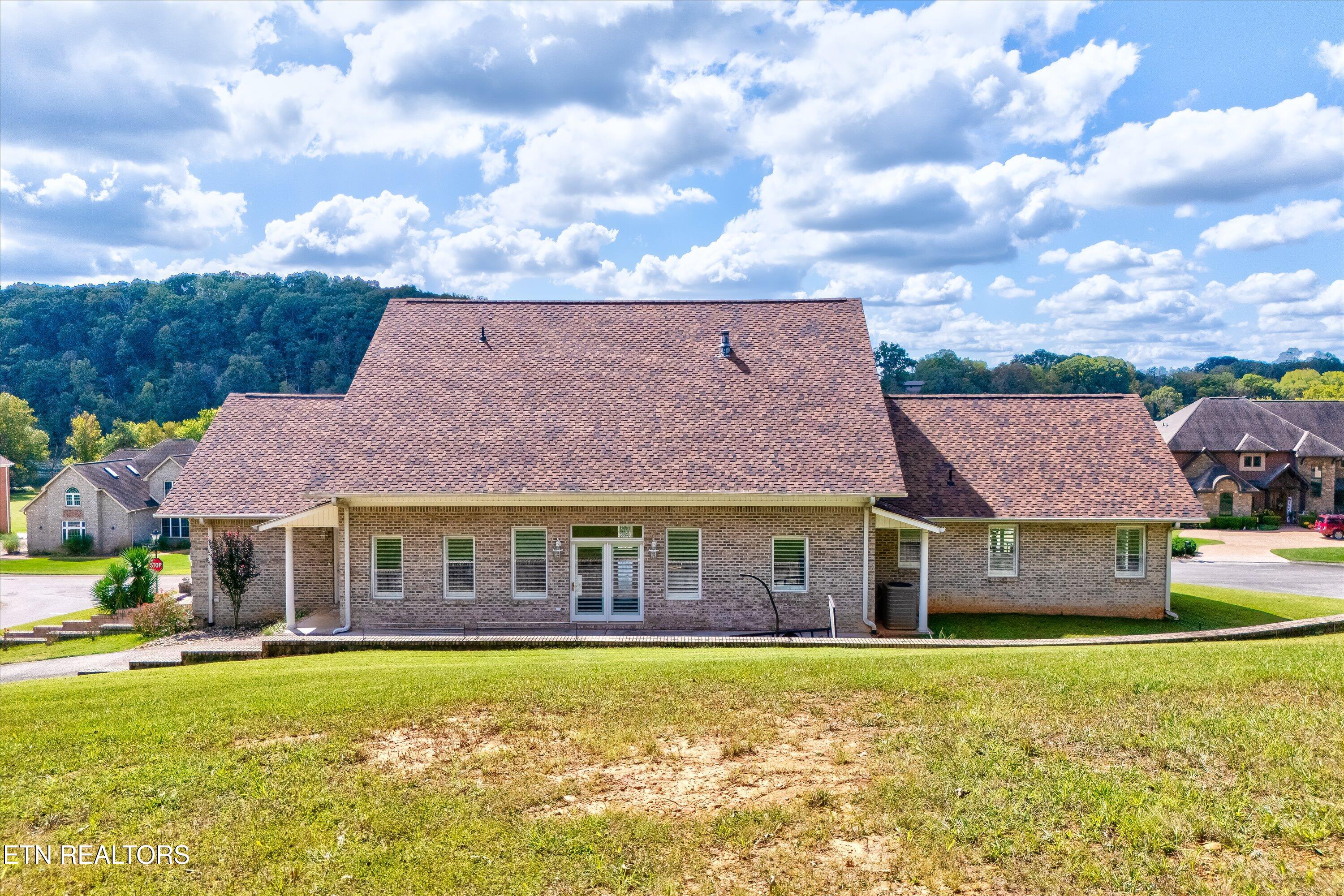 225 Rivers Edge Drive Loudon TN 37774
