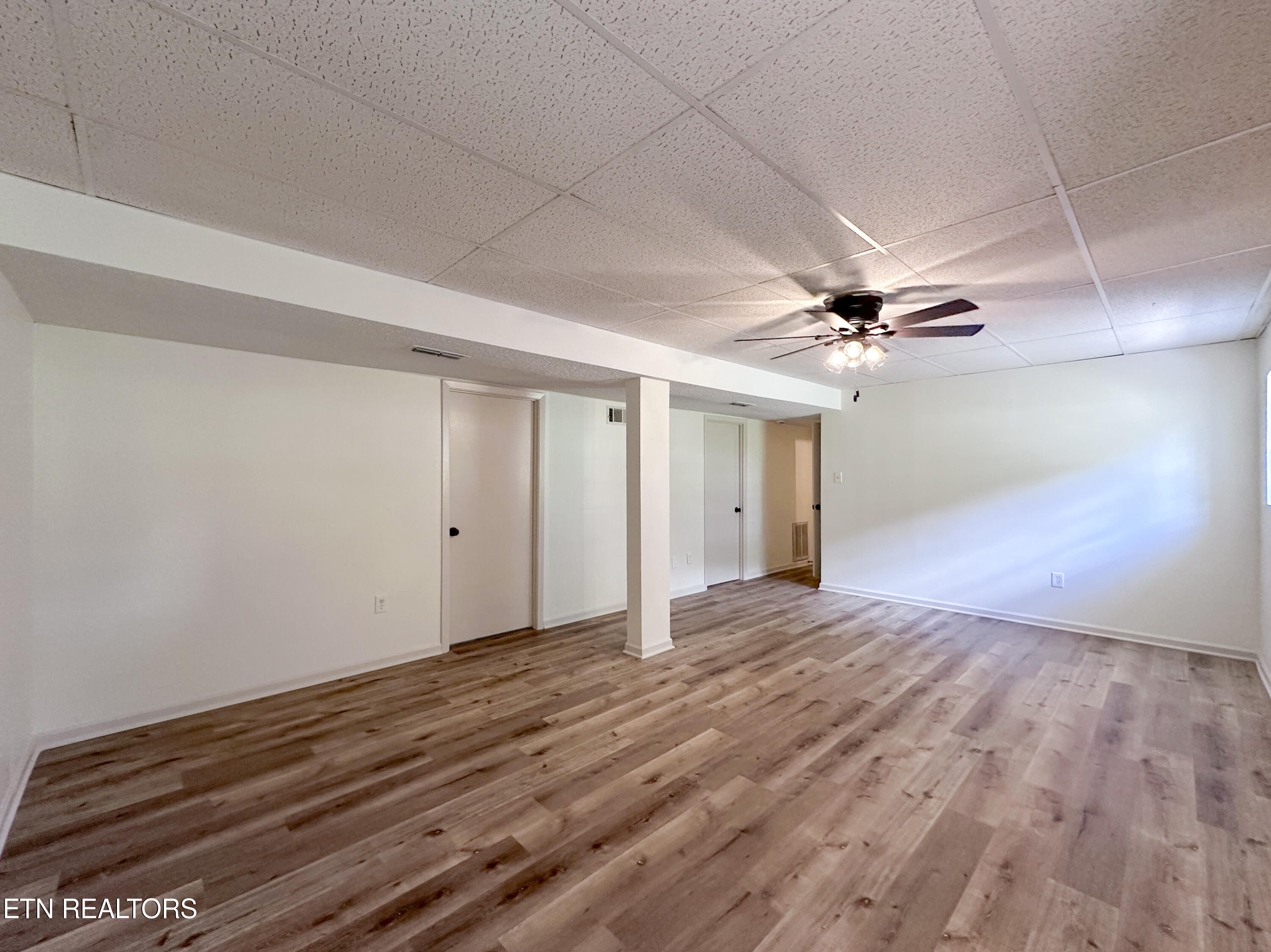 3809 Debonair Drive Knoxville TN 37912