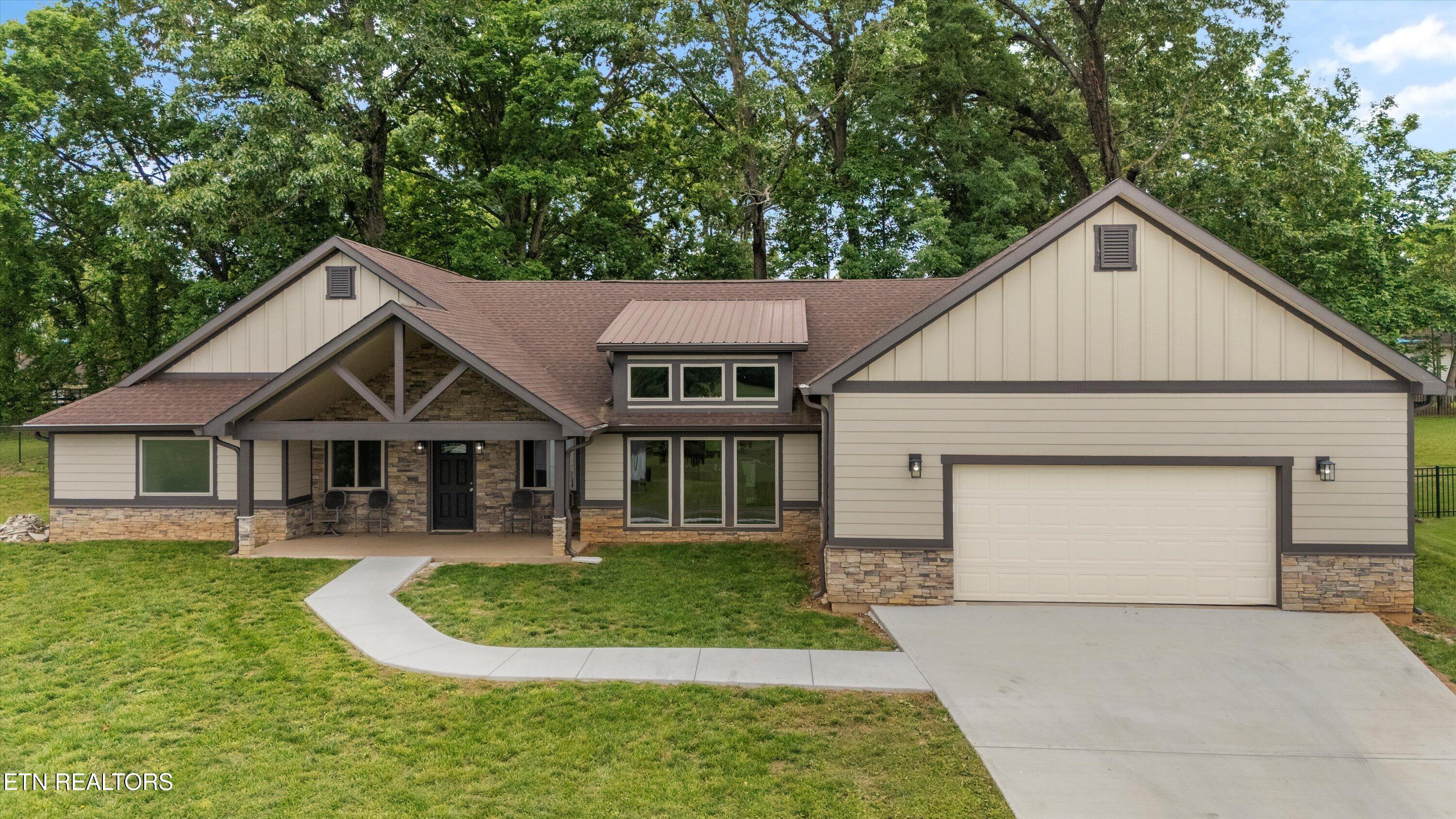 354 Fairway Drive Dandridge TN 37725
