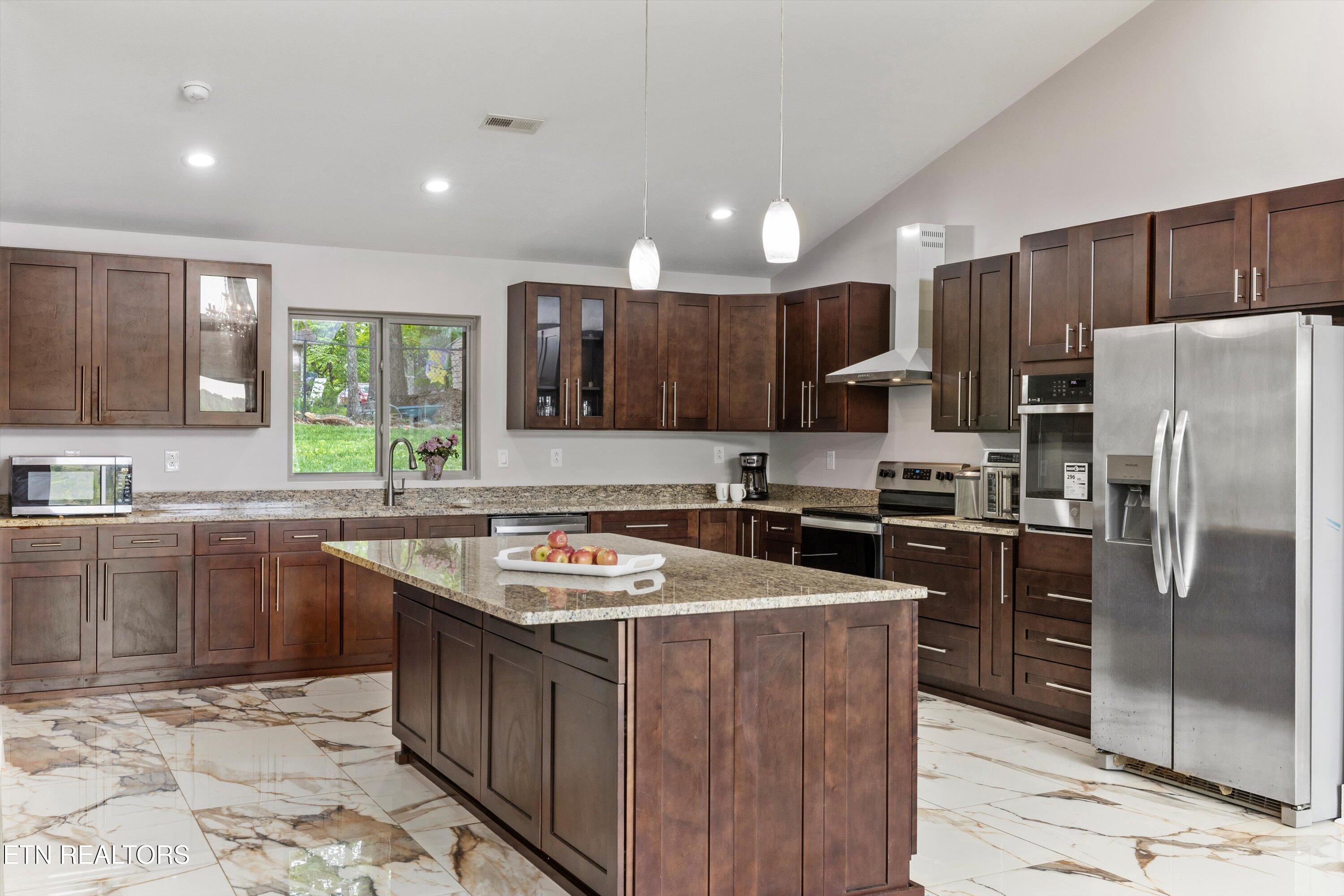 354 Fairway Drive Dandridge TN 37725
