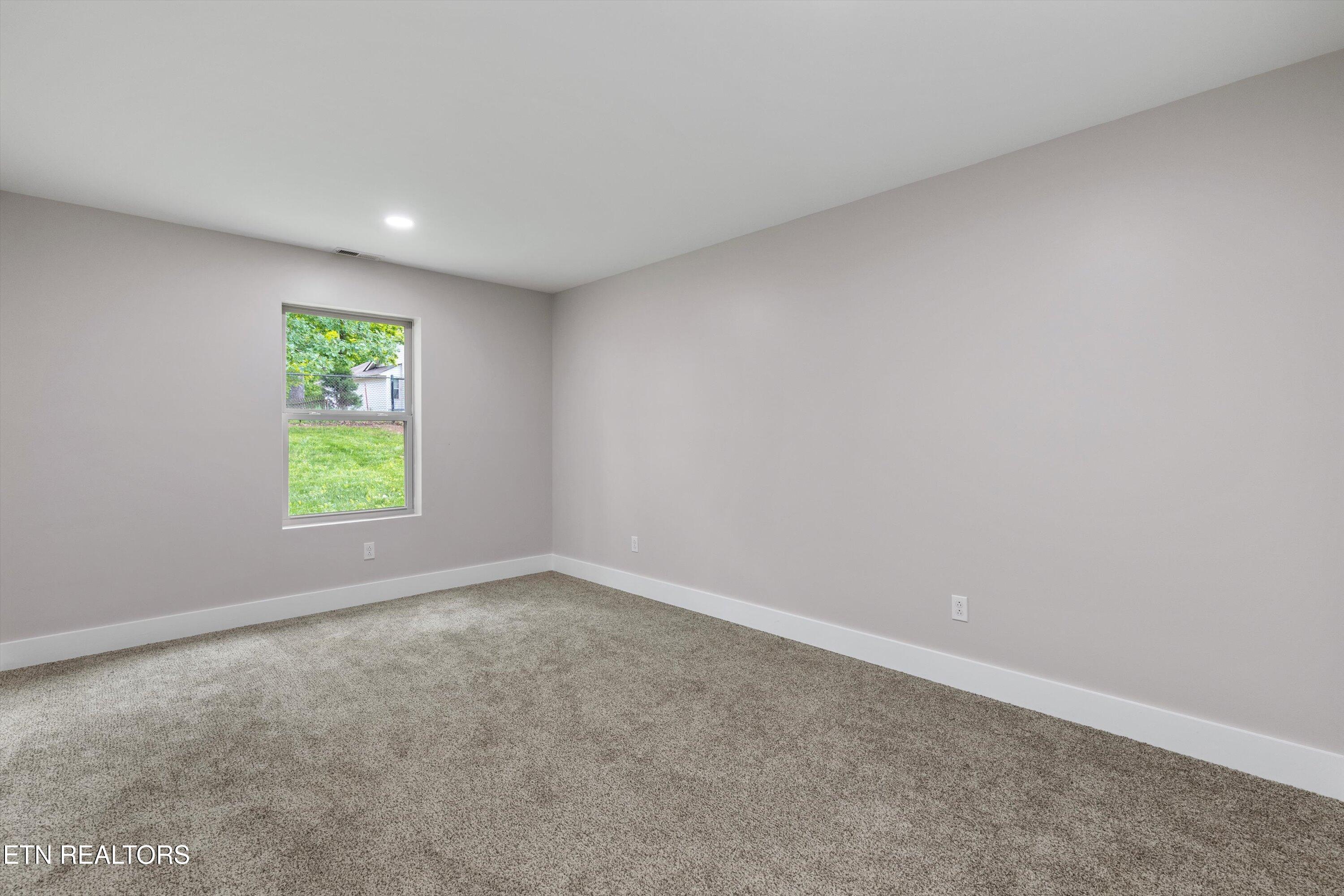 354 Fairway Drive Dandridge TN 37725
