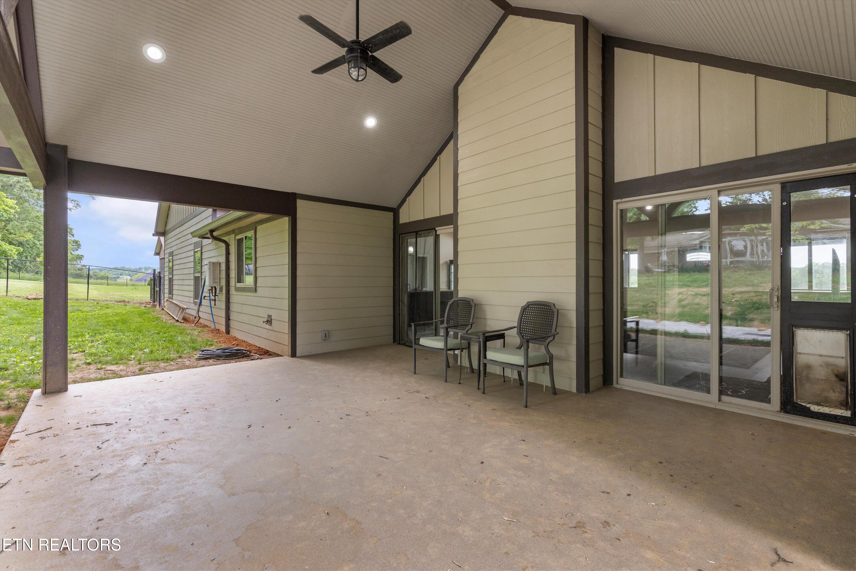 354 Fairway Drive Dandridge TN 37725