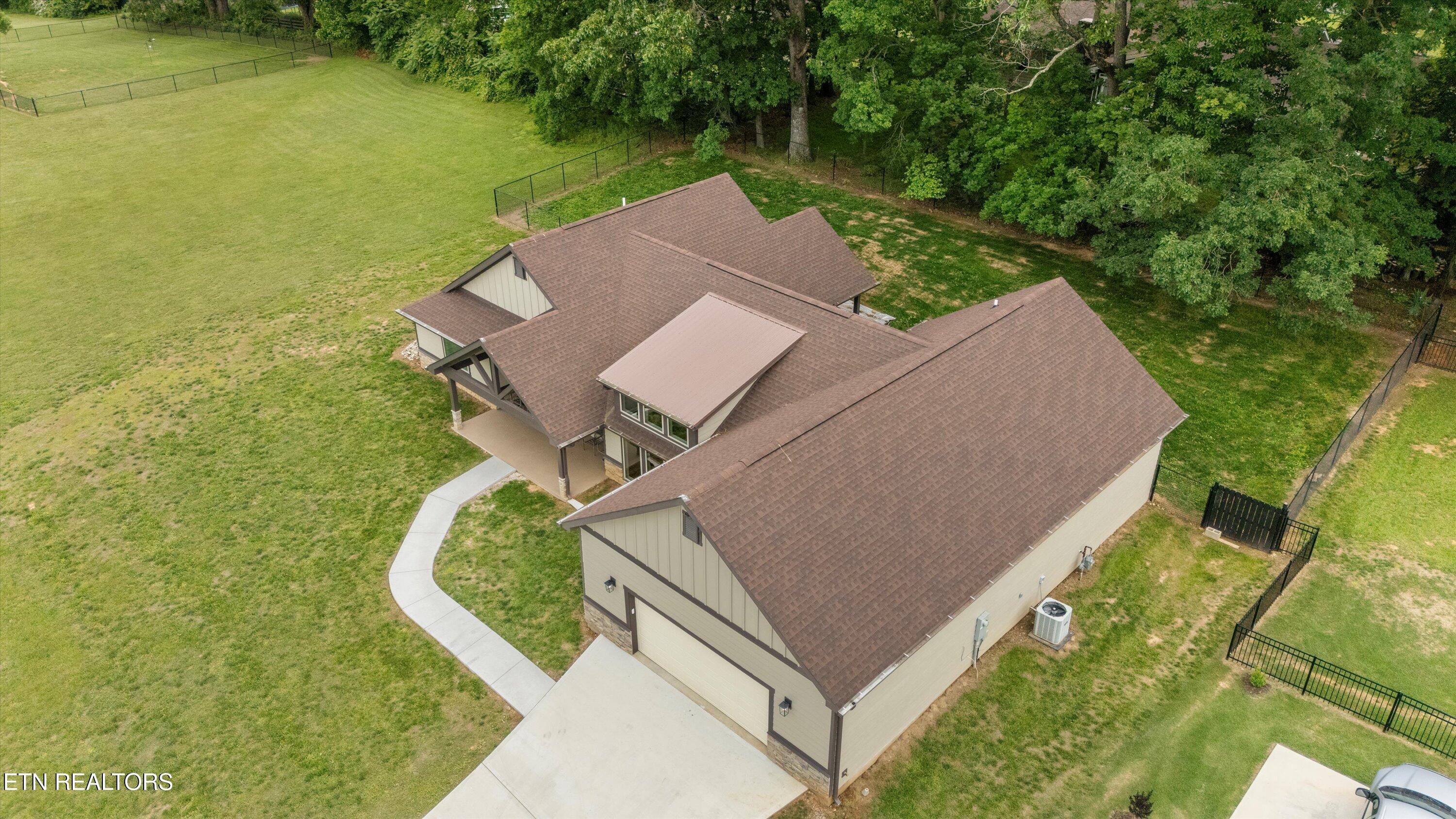 354 Fairway Drive Dandridge TN 37725