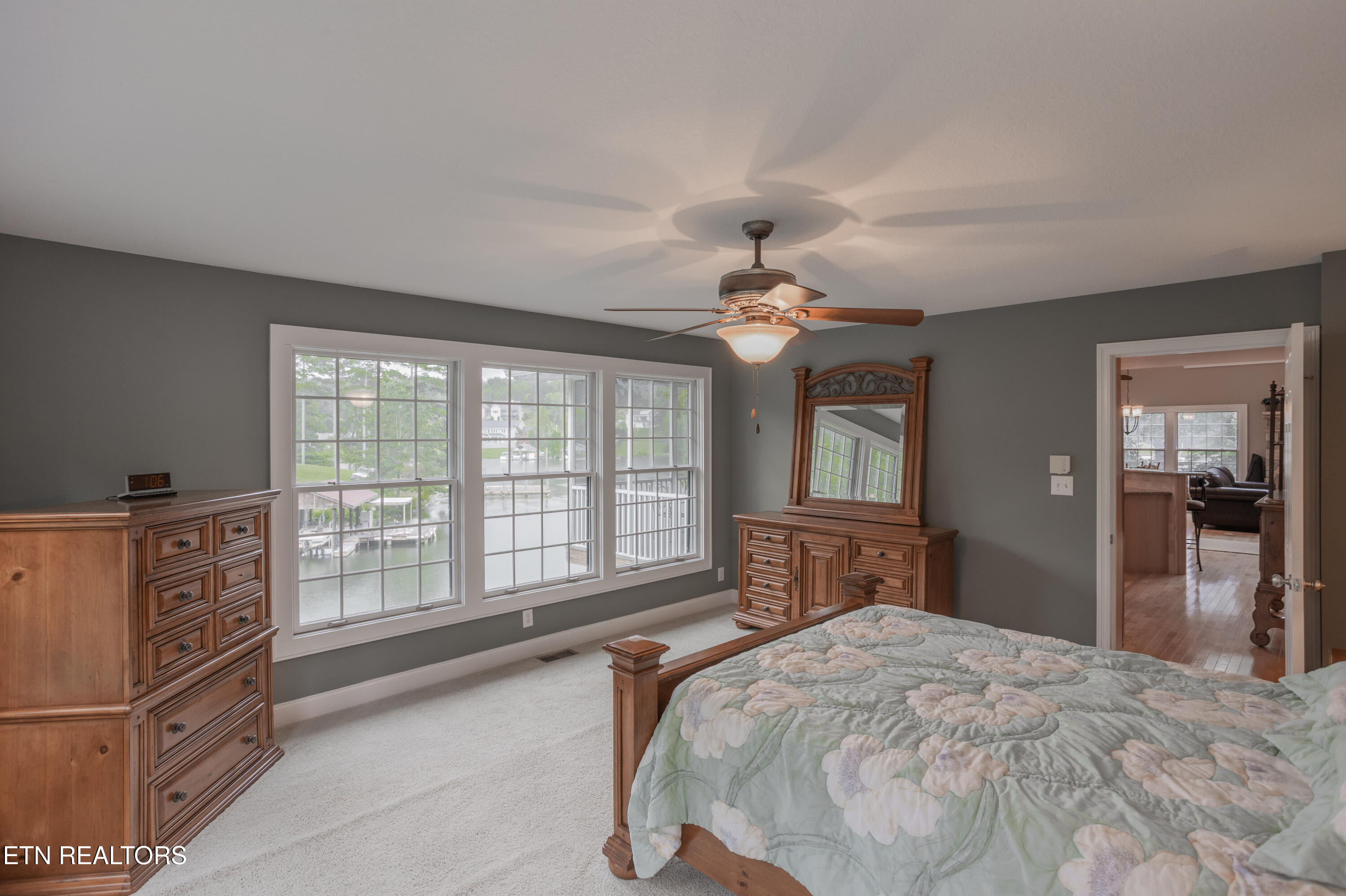 4193 Parris Drive Lenoir City TN 37772