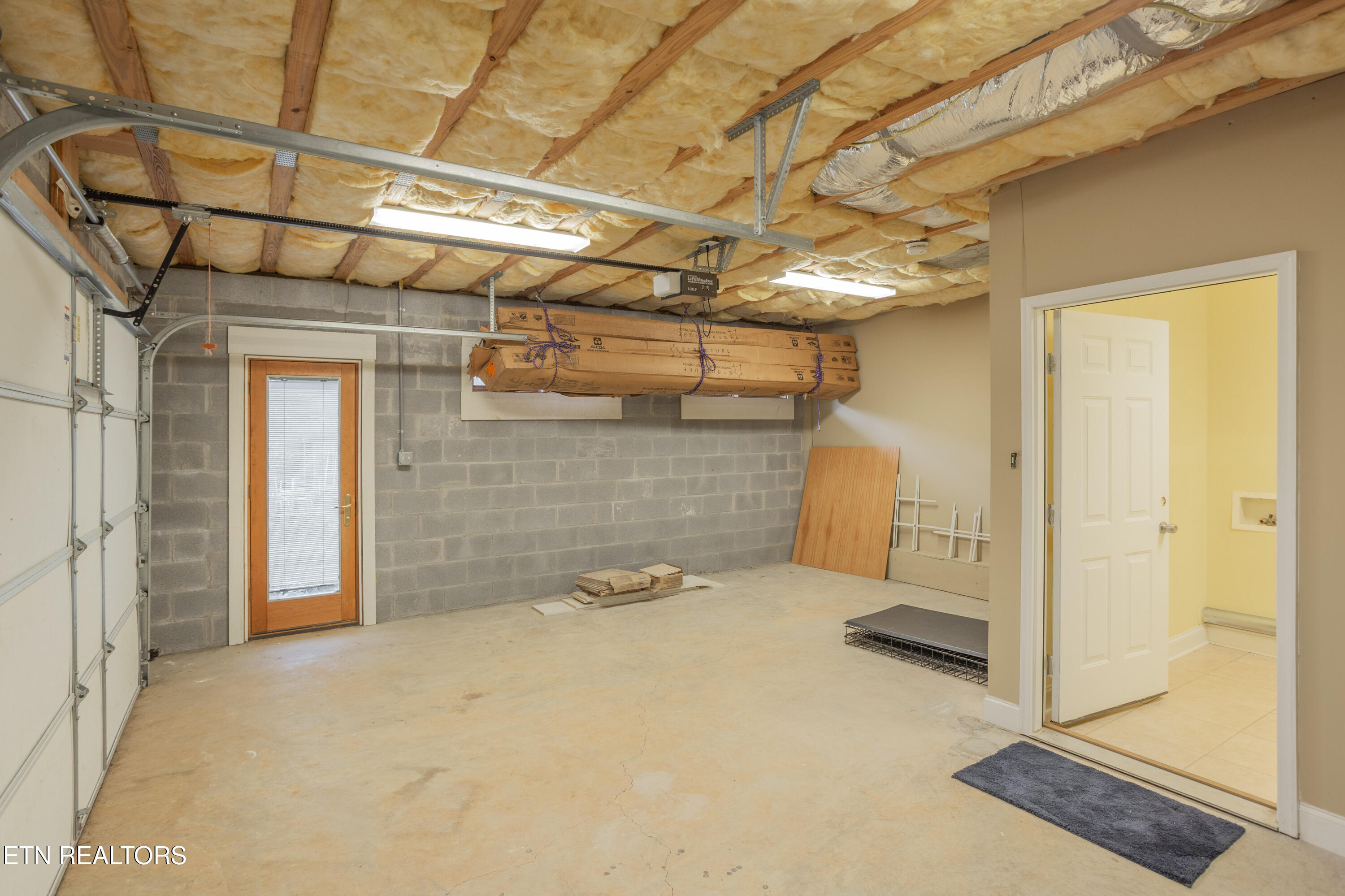4193 Parris Drive Lenoir City TN 37772