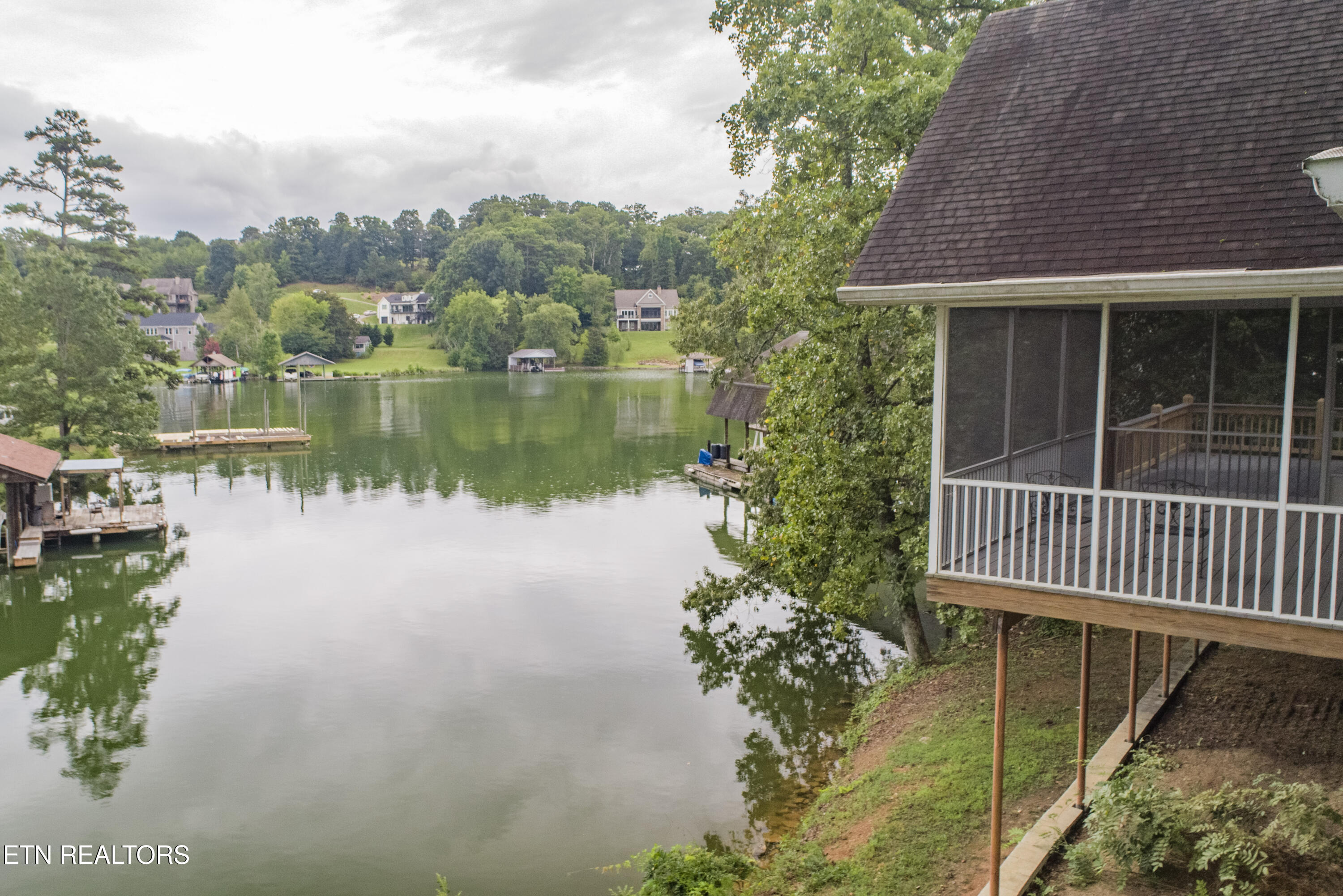 4193 Parris Drive Lenoir City TN 37772