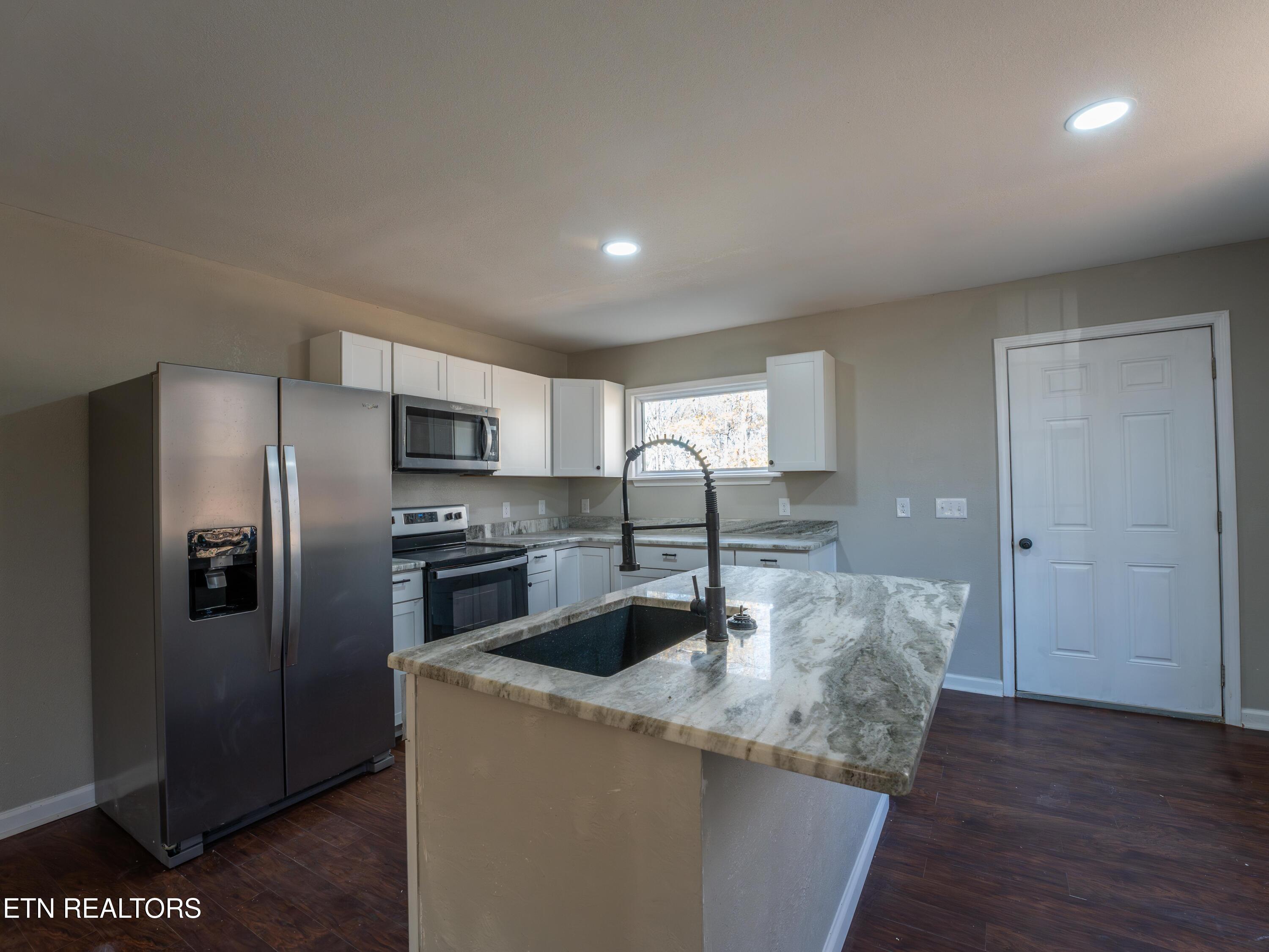 2882 Brewer Road Crossville TN 38572