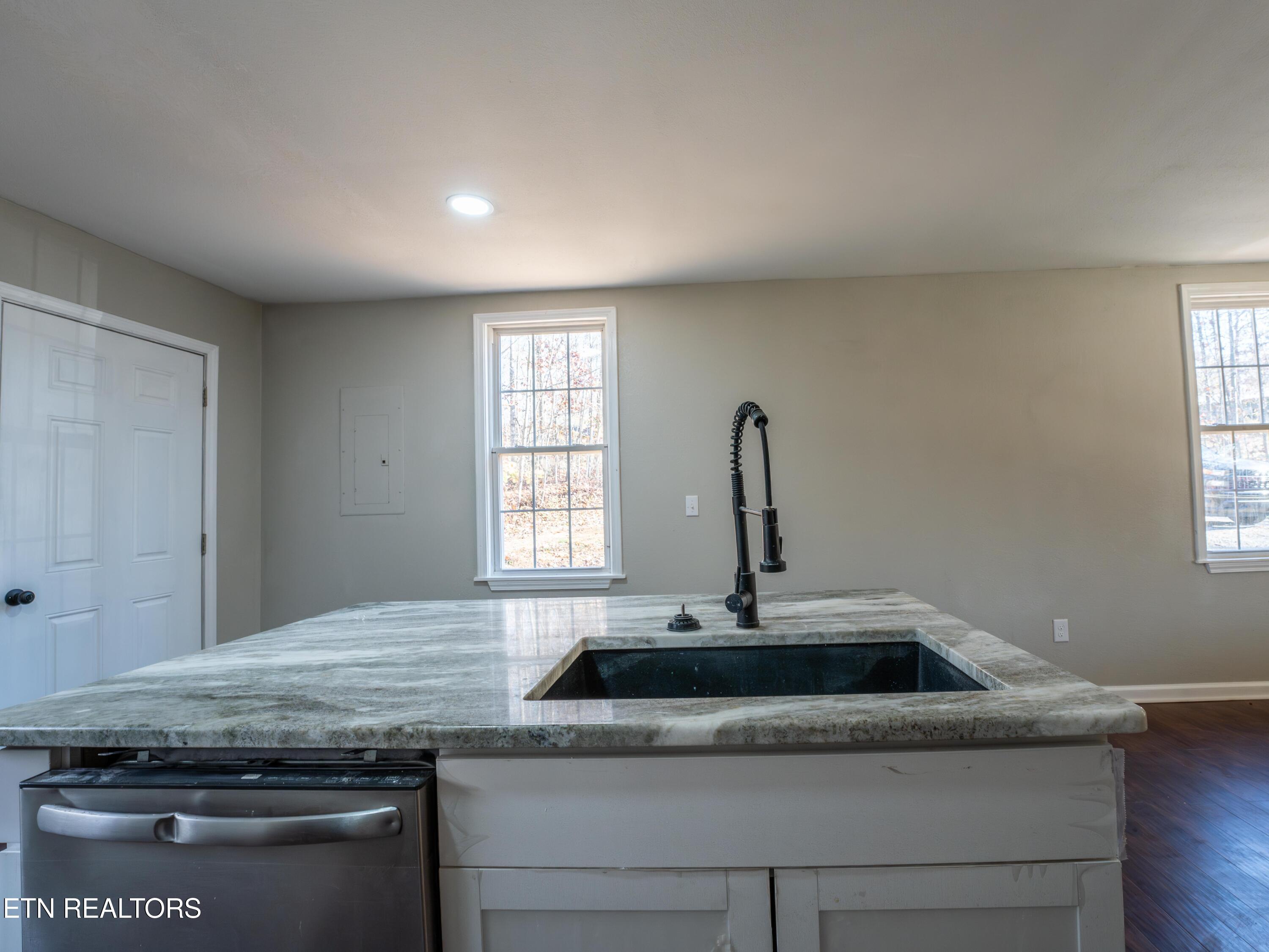 2882 Brewer Road Crossville TN 38572