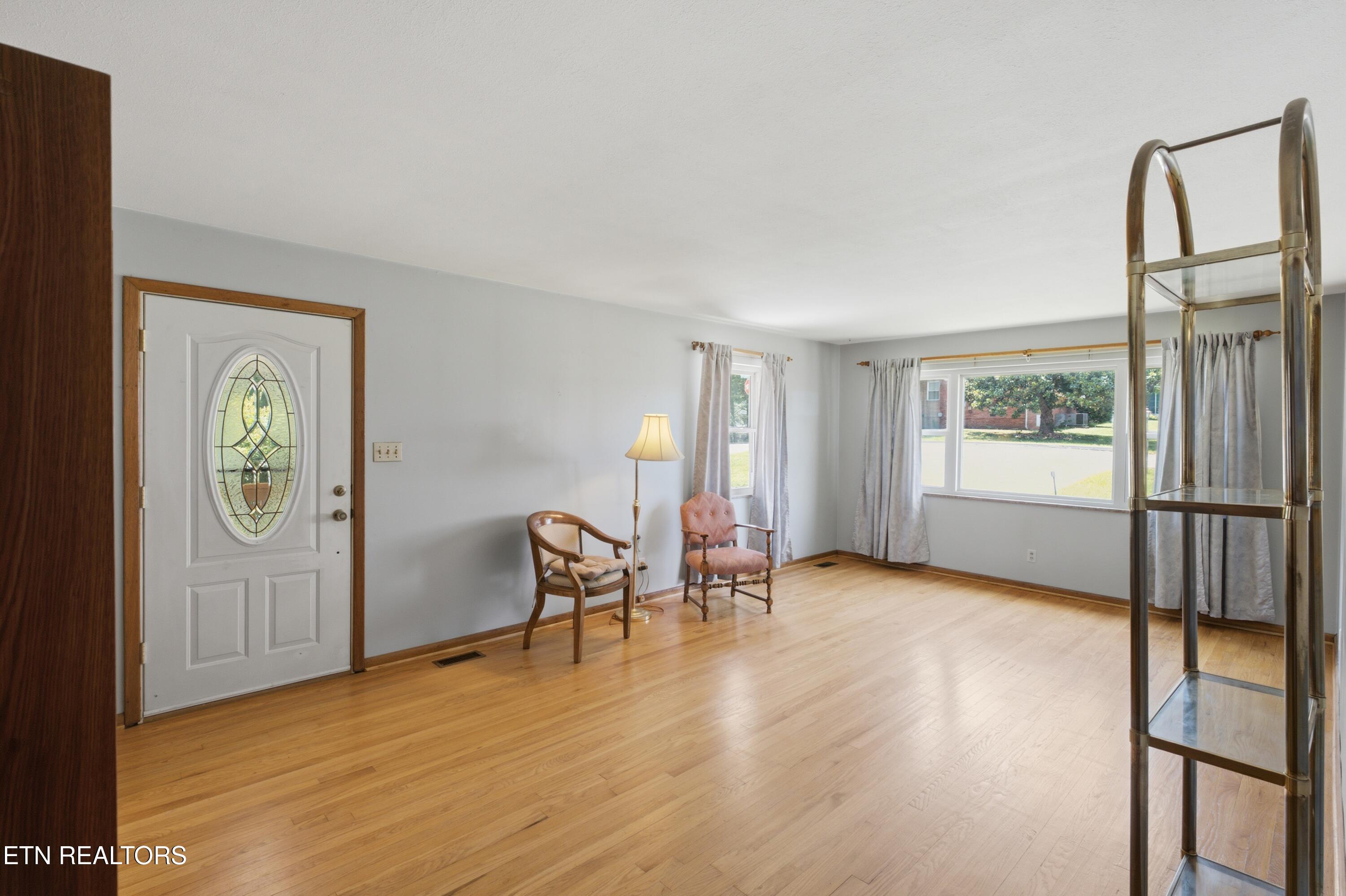 415 Woodland Drive Clinton TN 37716