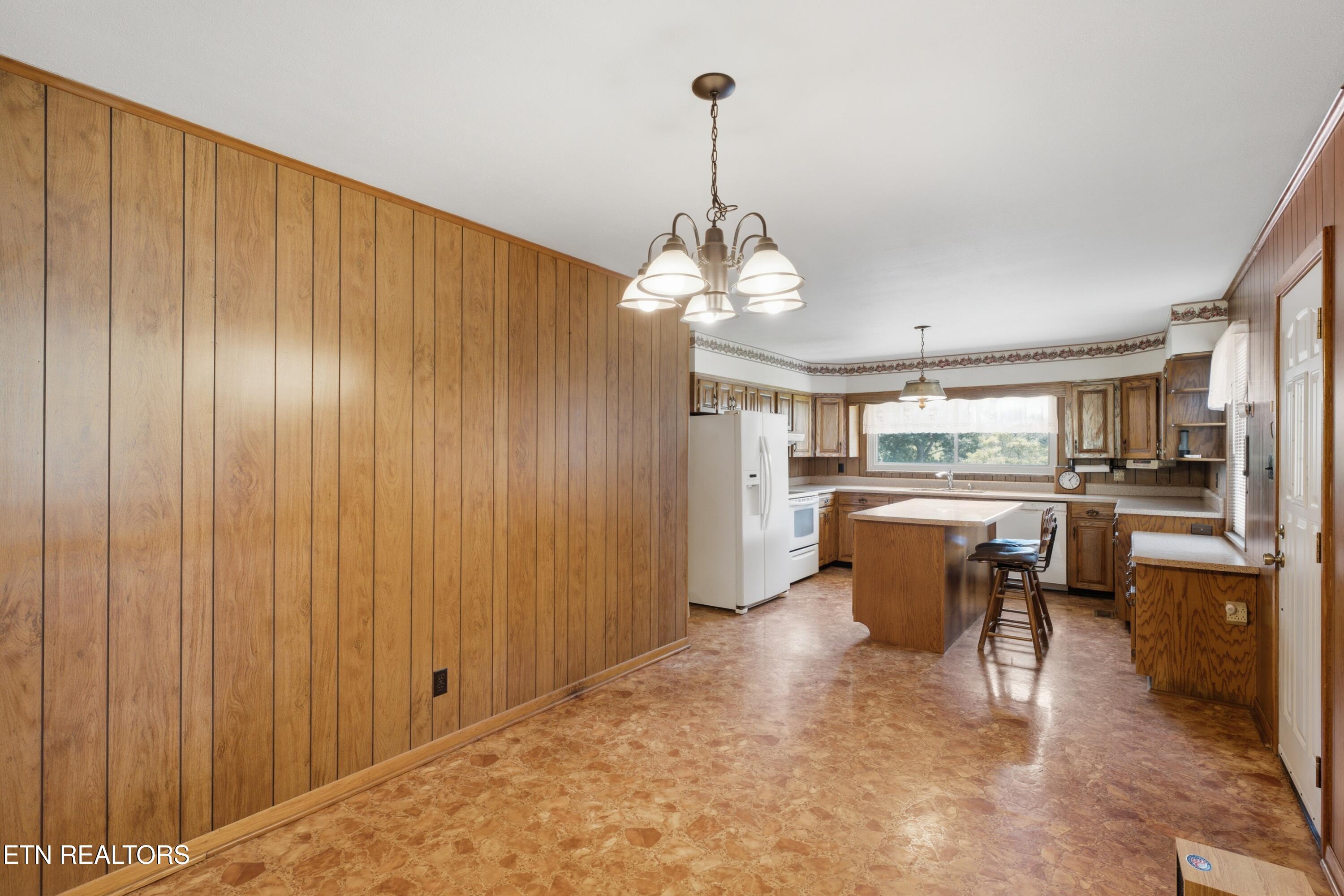 415 Woodland Drive Clinton TN 37716