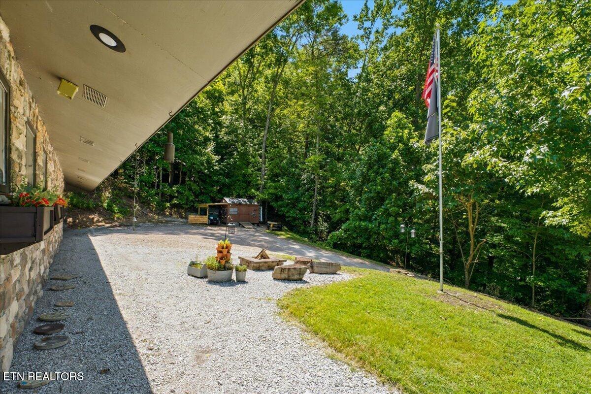 111 Eagle Ridge Road Kingston TN 37763