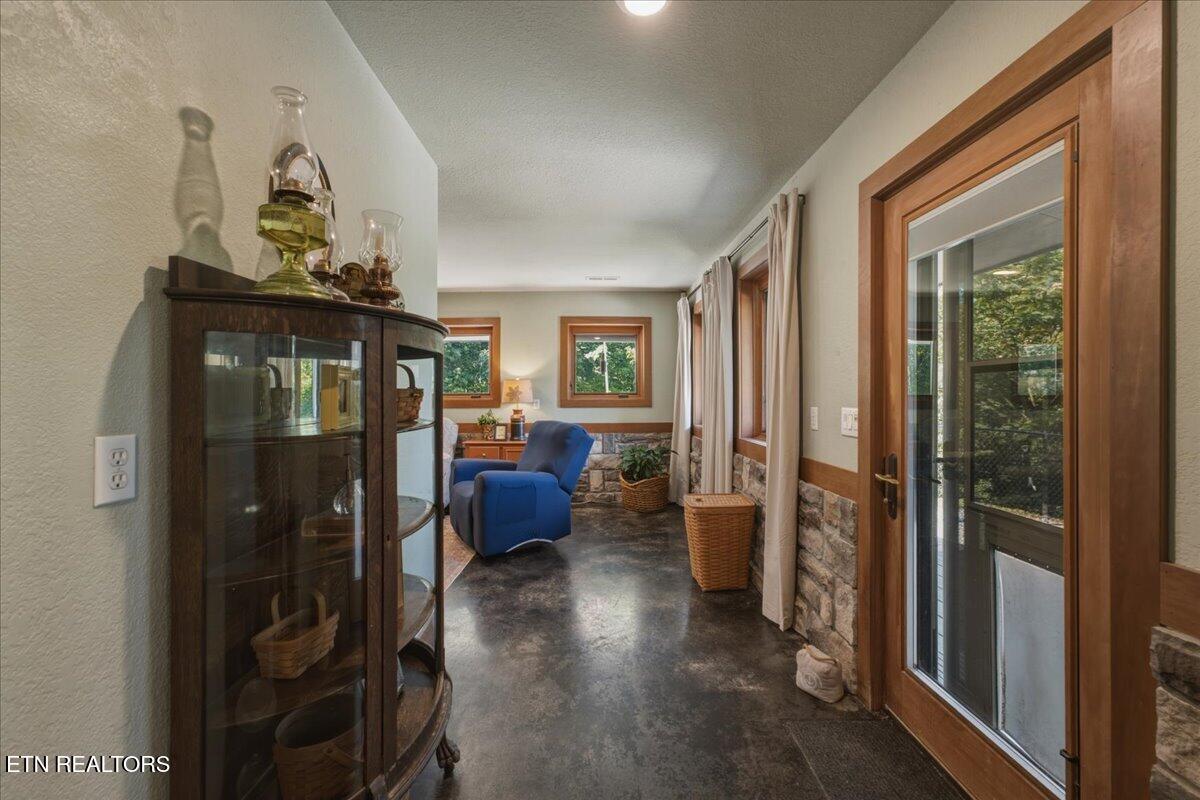 111 Eagle Ridge Road Kingston TN 37763